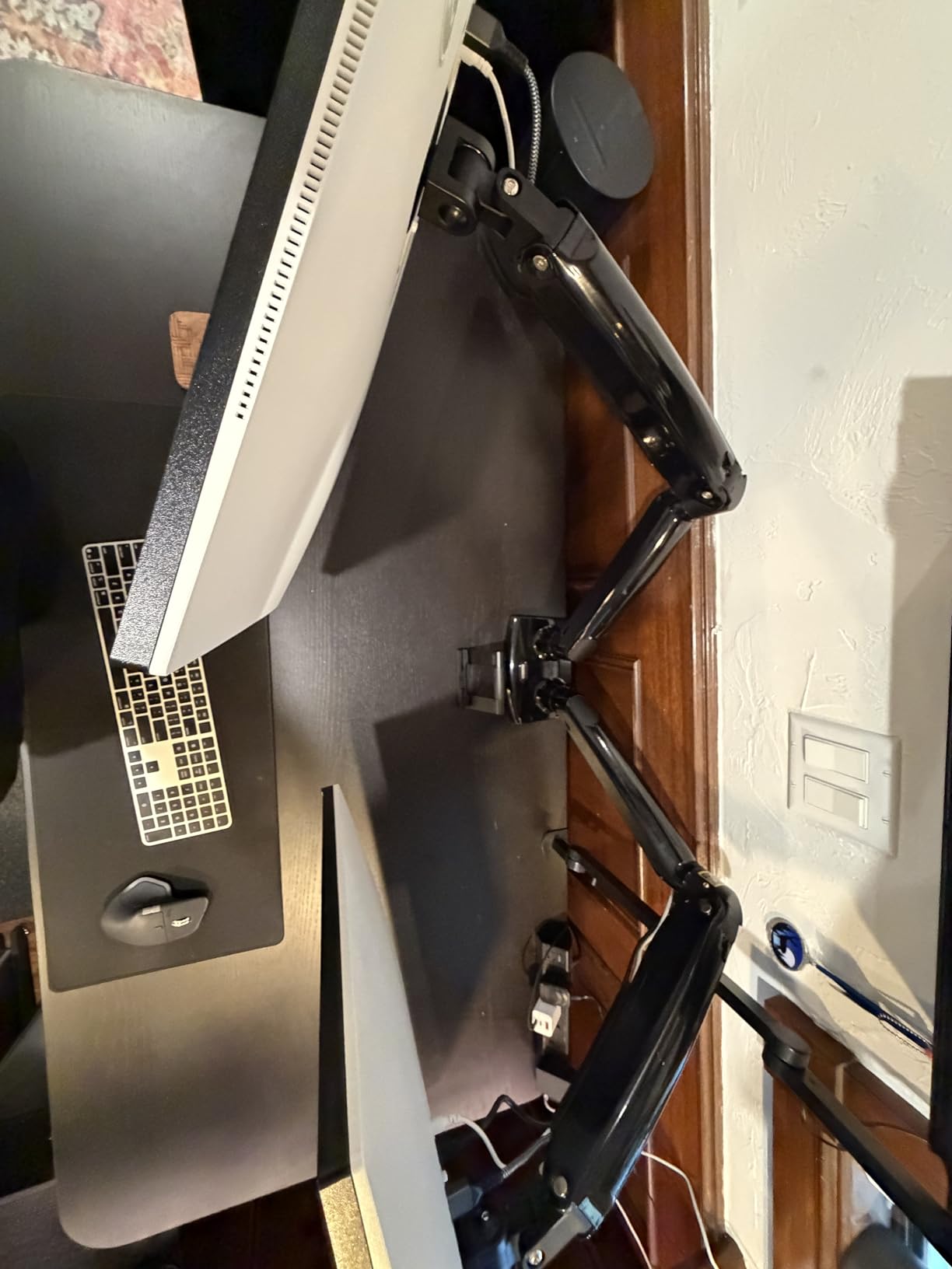 HUANUO Dual Monitor Stand for 13-40 inch, Premium Dual Monitor Mount with USB, Height Adjustable Monitor Stand for 2 Monitors, VESA Mount with Clamp and Grommet Base, Holds 26.4lbs per Arm, HNDS7 customer photo 2