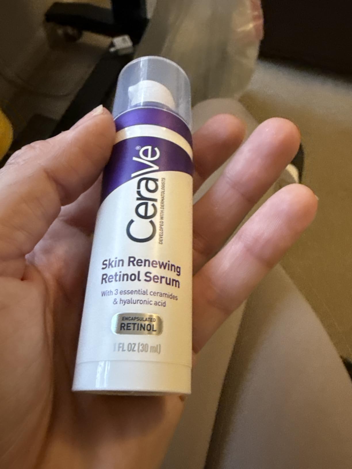 CeraVe Anti Aging Retinol Serum For Face, Encapsulated Retinol With Hyaluronic Acid, Niacinamide & Ceramides, Smooths Wrinkles & Fine Lines, Gentle Skin Brightening Serum, Fragrance Free, 1 Oz customer photo 1