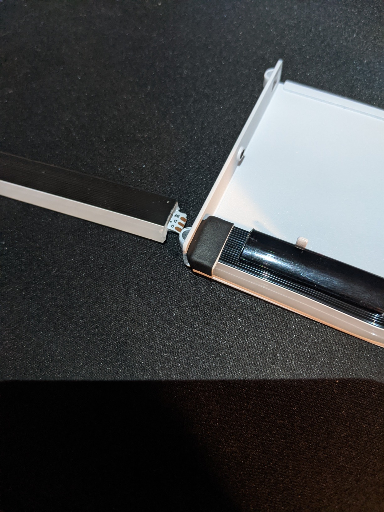 NEON Digital-RGB LED Strip M5 (PH-NELEDKT_M5) - 1x 550mm Smooth Lighting Strip, Full-Color Range, Flexible mounting customer photo 1