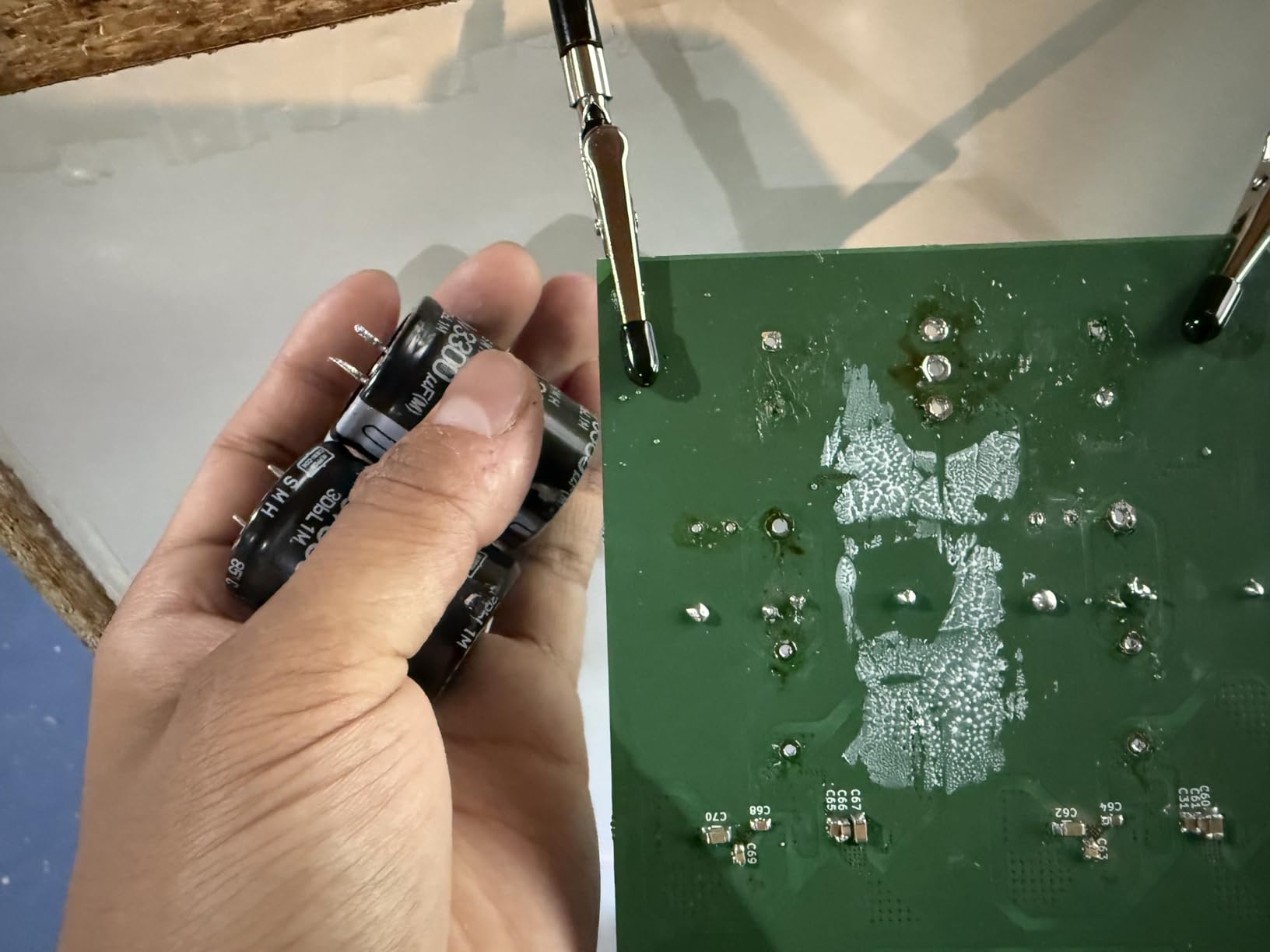 YIHUA 926 III 60W LED Display Soldering Iron Station Kit w 2 Helping Hands, 6 Extra Iron Tips, Roll of Lead-Free Solder, Solder Sucker, S/S Tweezers, C/ºF Conversion, Auto Sleep & Calibration Support customer photo 1