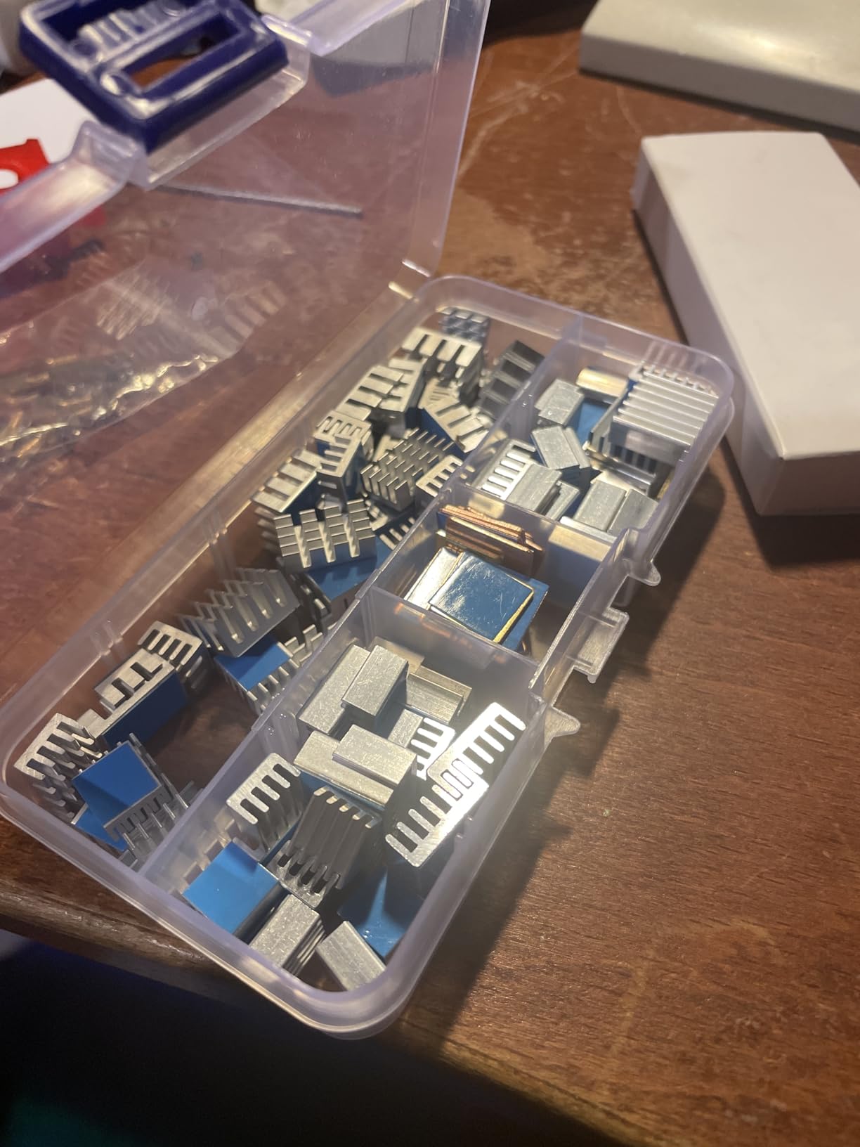 Pastall 100 PCS (8 Different Sizes) Heatsink Kit with Conductive Adhesive Tape, Aluminum Heat Sinks Cooler and Copper Heat Sink for Raspberry Pi A B B+ 2/3/4/5 customer photo 1