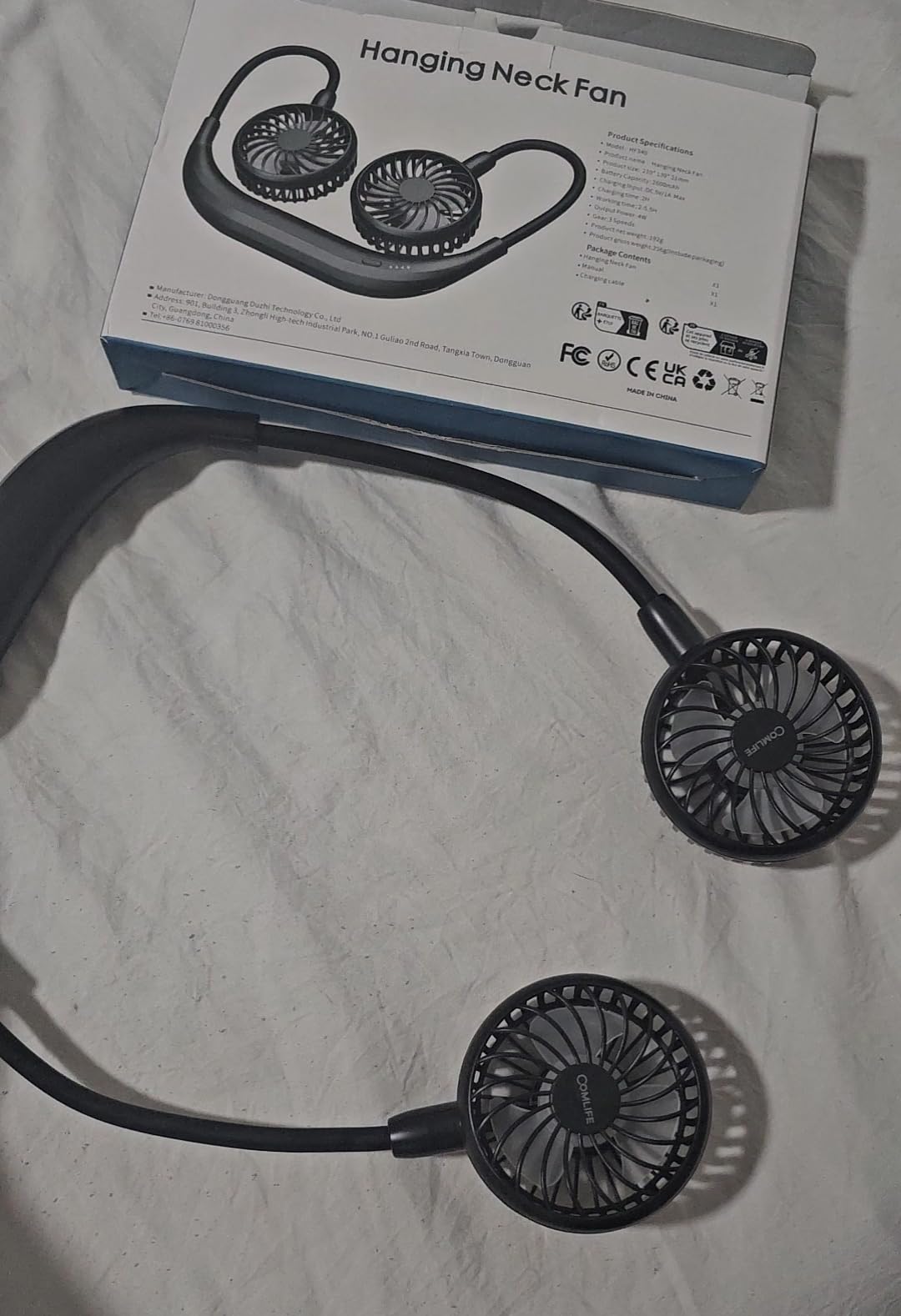 COMLIFE Portable Neck Fan, 2600mAh Battery Operated Ultra Quiet Hands Free USB Fan with Strong Wind, 360° Adjustable High Flexibility Wearable Personal Fan for Home Office Outdoor Travel (Black) customer photo 2