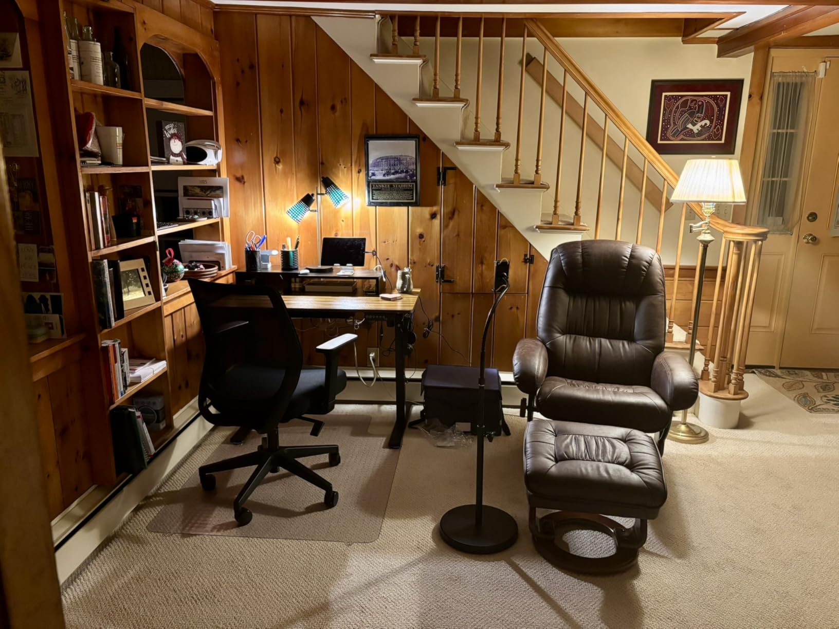 SHW 40-Inch Mobile Electric Height Adjustable Sit to Stand Desk with Drawer, Hanging Hooks and Cable Management, Black customer photo 2