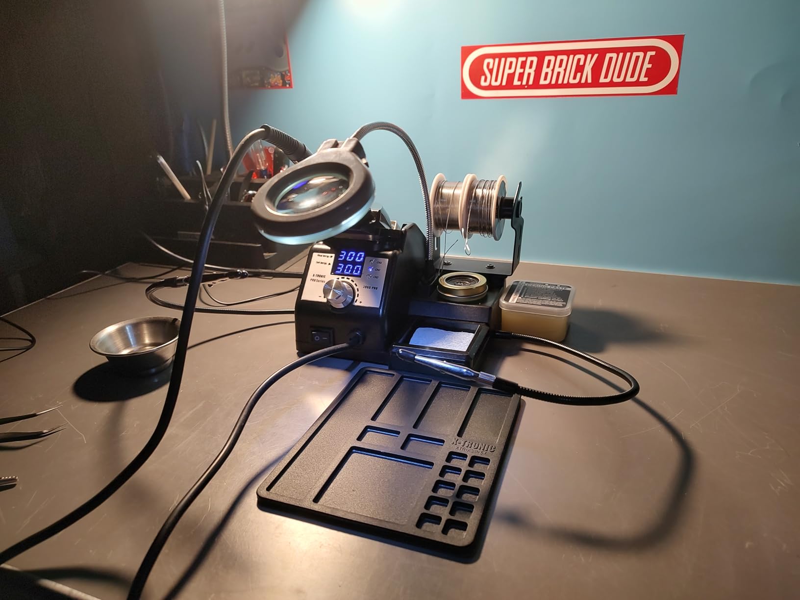 X-Tronic 3060-PRO 75W Soldering Iron Station Kit 5 Extra Tips Mini Mag Lamp 4 Helping Hands Solder Sucker Tweezers 50g Solder Brass Sponge w/Flux Sleep Func, C/°F, 3 Temp Presets! customer photo 1