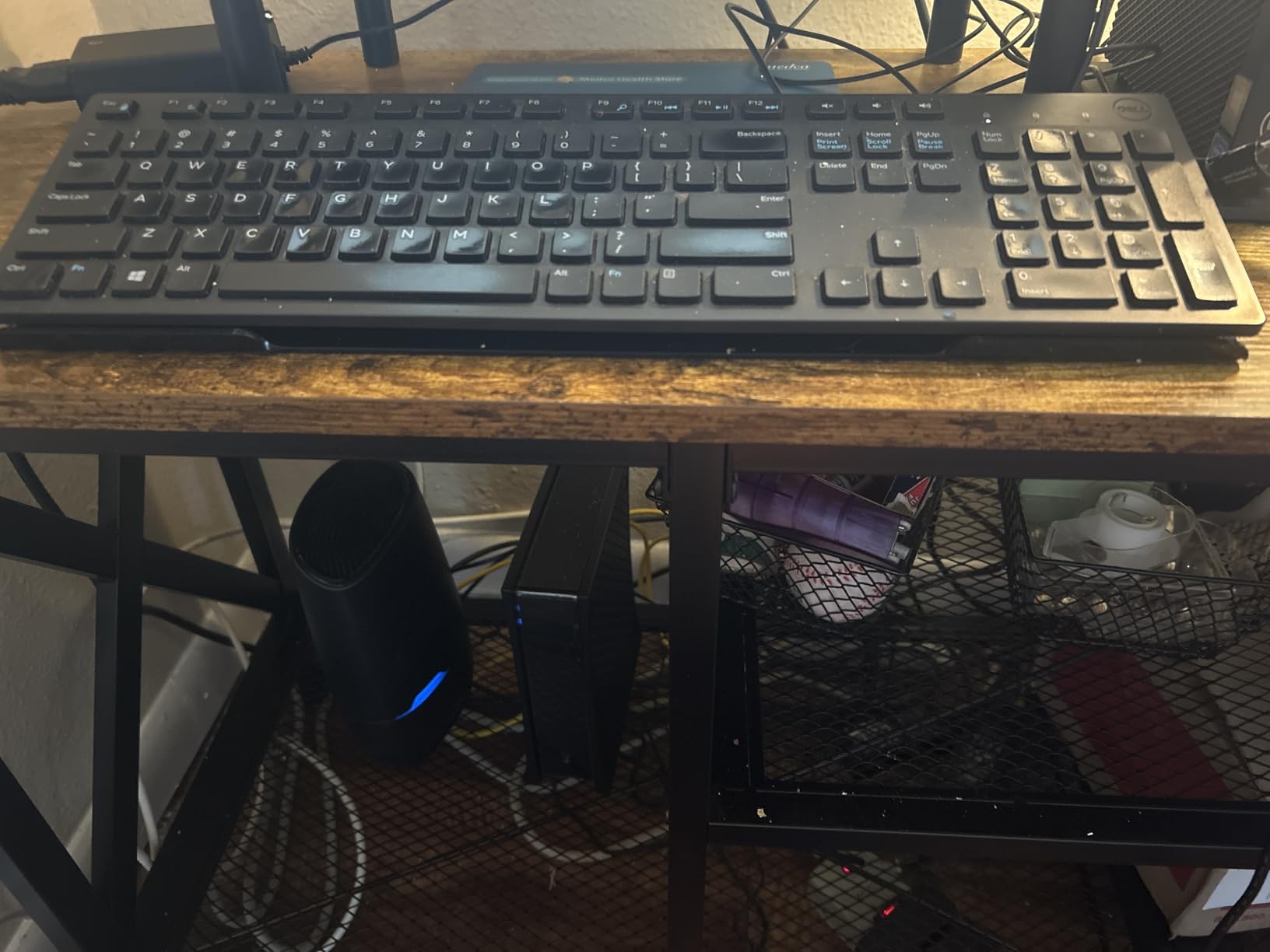 Richboom Computer Keyboard Stand Tilt PC Keyboard Stand Riser for Easy Ergonomic Typing, Acrylic Keyboard Tray Holder for Office Desk, Home, School, with Silicone Anti-Slip Case, Clear customer photo 1