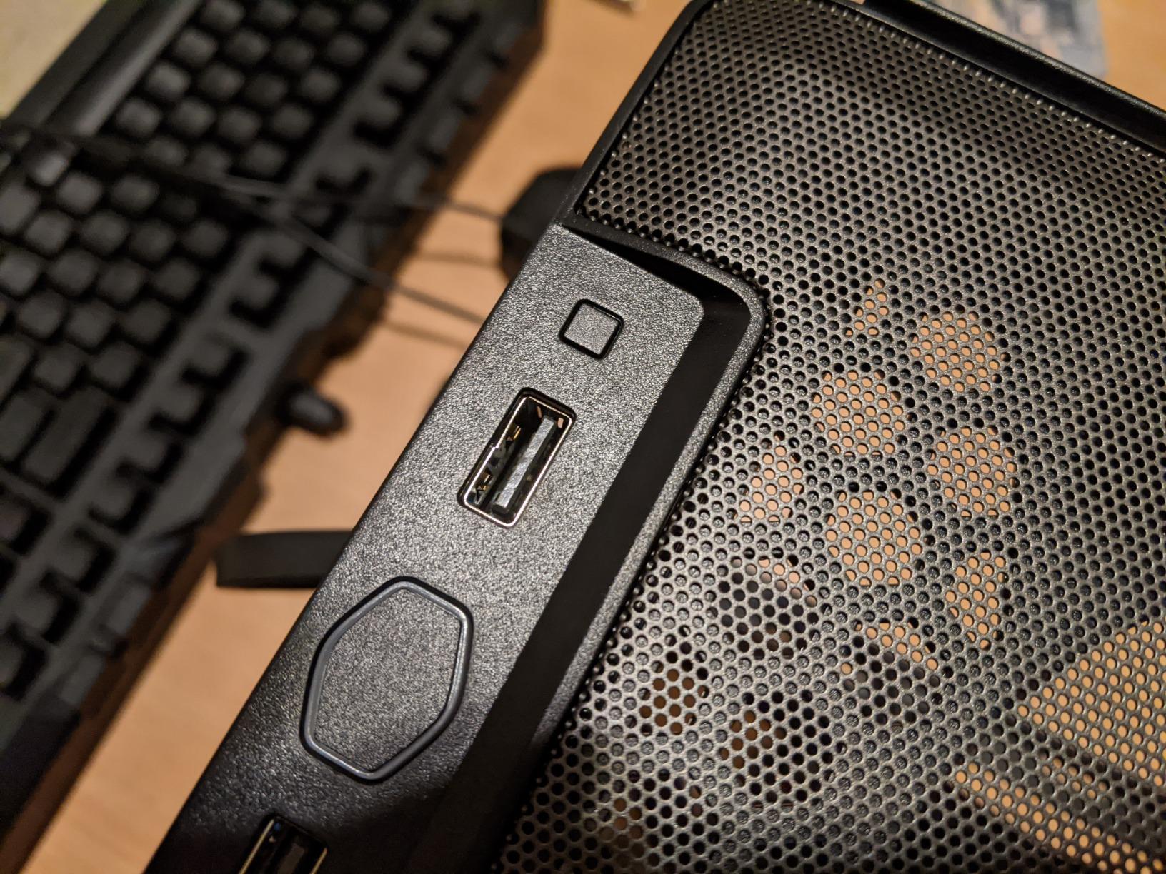 Cooler Master NR200 Mini-ITX PC Case - 280mm Radiator Support, Fits up to 6 x 120mm Fans, Vertical GPU Mount with 330mm GPU Clearance, SFX PSU, Compact High Airflow ITX Gaming Mini Tower, Black customer photo 2