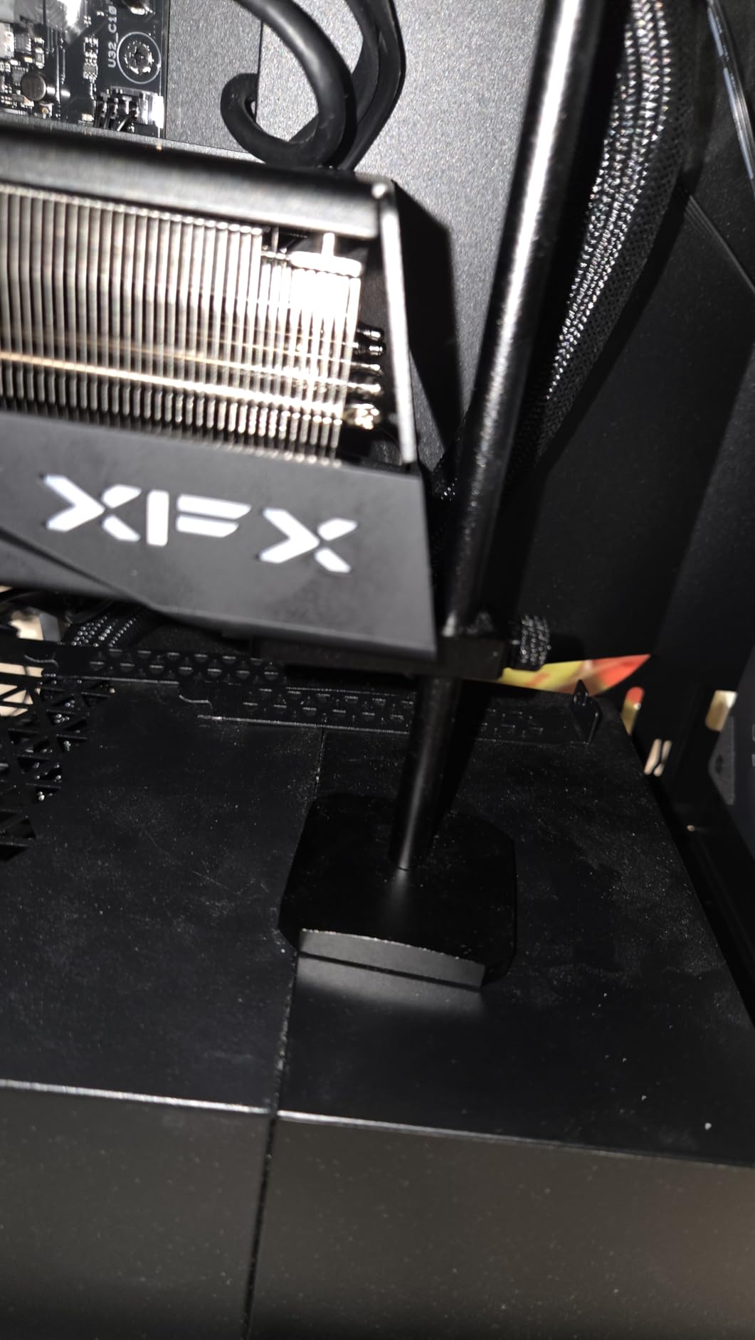 Graphics Card GPU Brace Support, Video Card Sag Holder Bracket, GPU Stand, Anodized Aerospace Aluminum (Black) customer photo 1