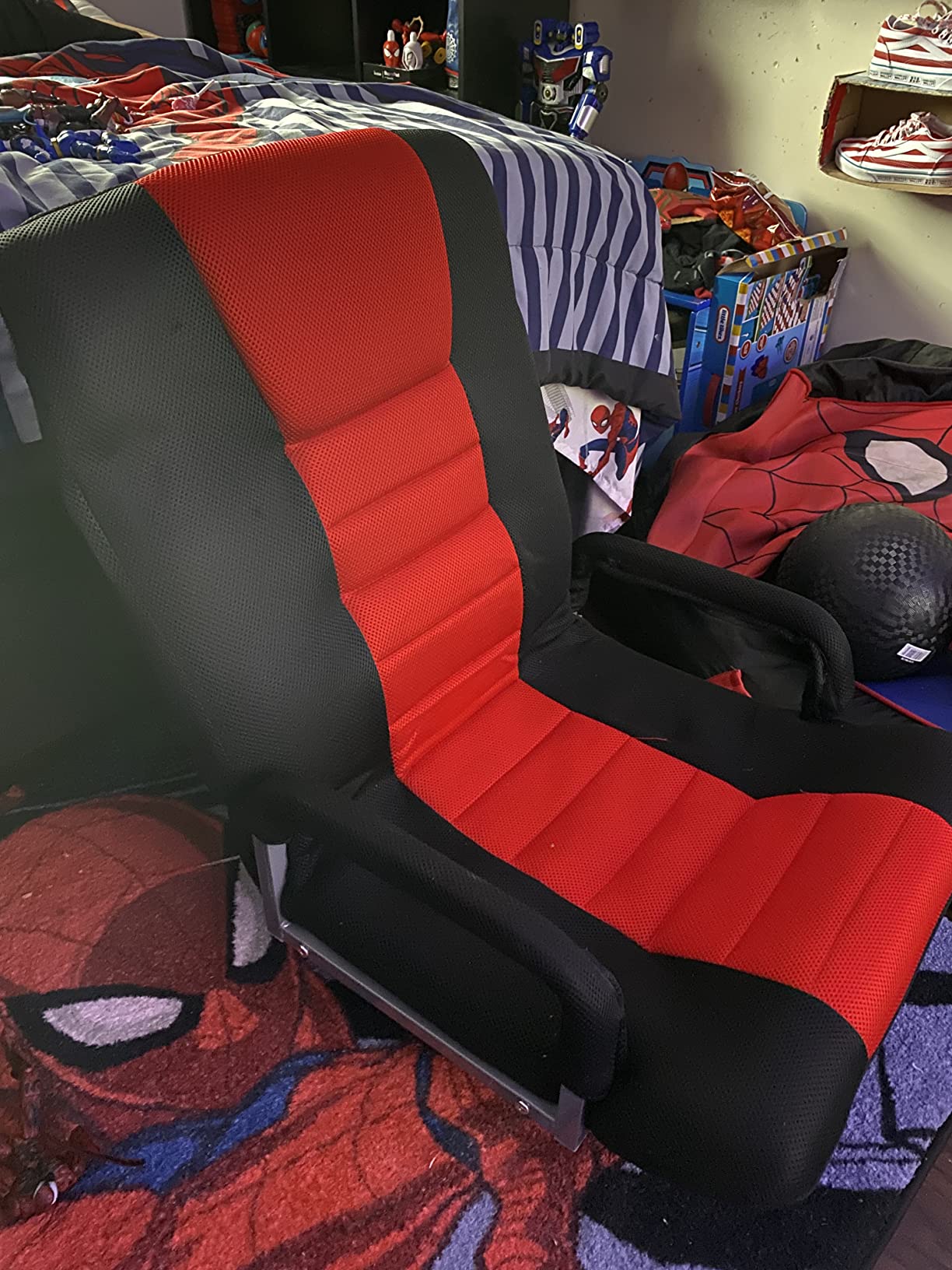 Giantex 360 Degree Swivel Chair with Adjustable Backrest, Lumbar Support, Armrest, Foldable Lazy Sofa Rocker for TV, Reading, Playing Video Games, Black/Red customer photo 2