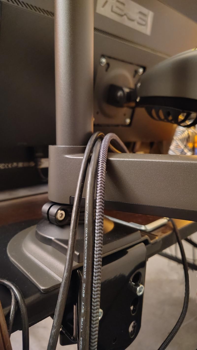 HUANUO Single Monitor Arm, Adjustable Desk Mount for 13-34 inch Screens, Holds 19.8lb, 22.44 inch Max Height, Full Motion Swivel Gaming Monitor Stand customer photo 1