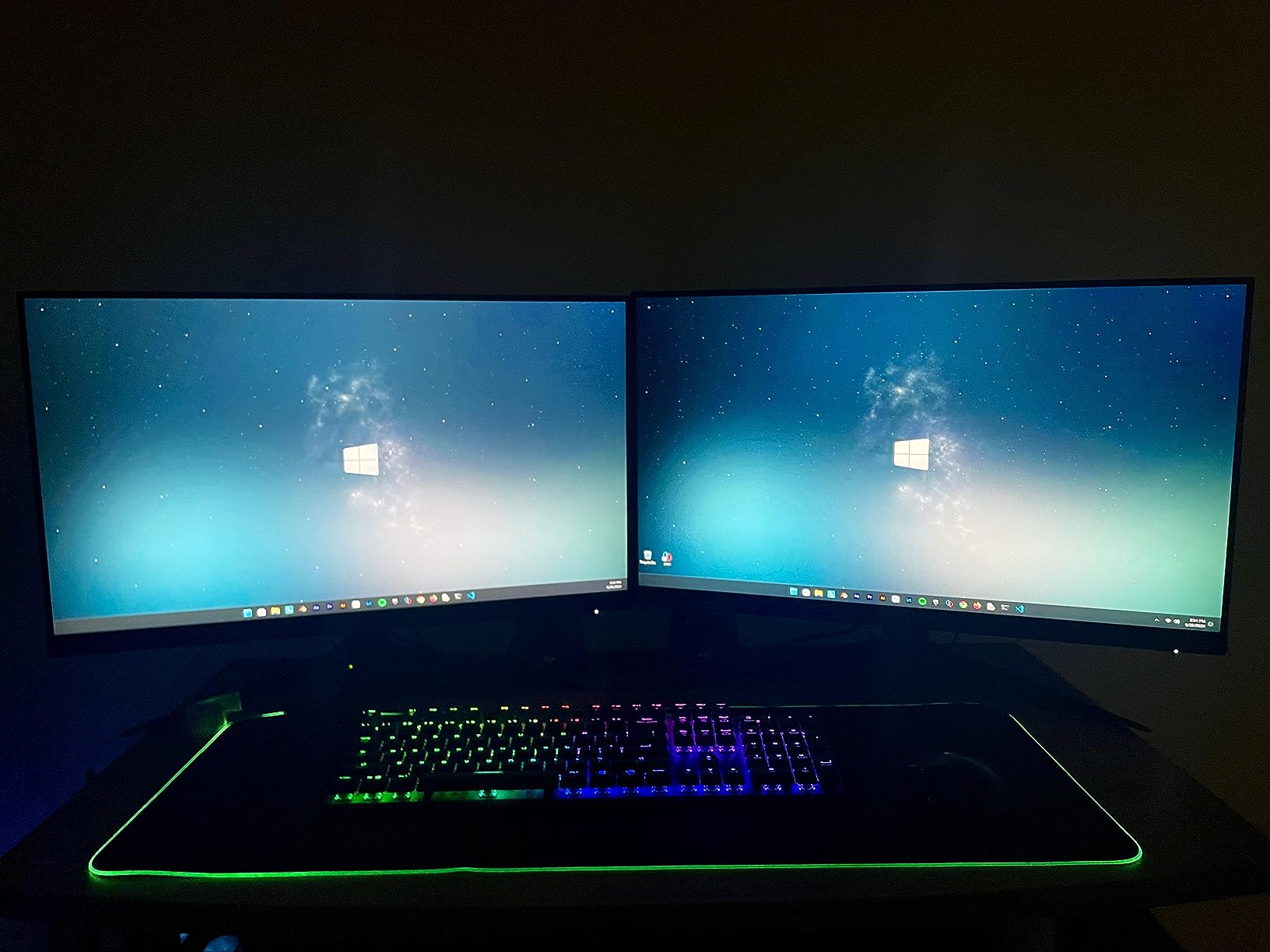 MSI Vigor GK50 Elite LL Mechanical Gaming Keyboard - Kailh Blue Switches (Clicky), Ergonomic Keycaps, Brushed Metal Finish, Per-Key RGB Mystic Light customer photo 1