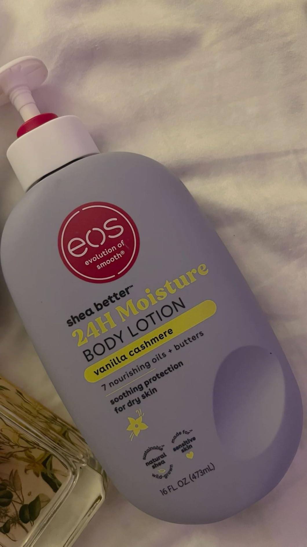 eos Shea Better Body Lotion Vanilla Cashmere, 24-Hour Moisture Skin Care, Lightweight & Non-Greasy, Natural Shea, Vegan, Vanilla Body Lotion, 16 fl oz customer photo 2