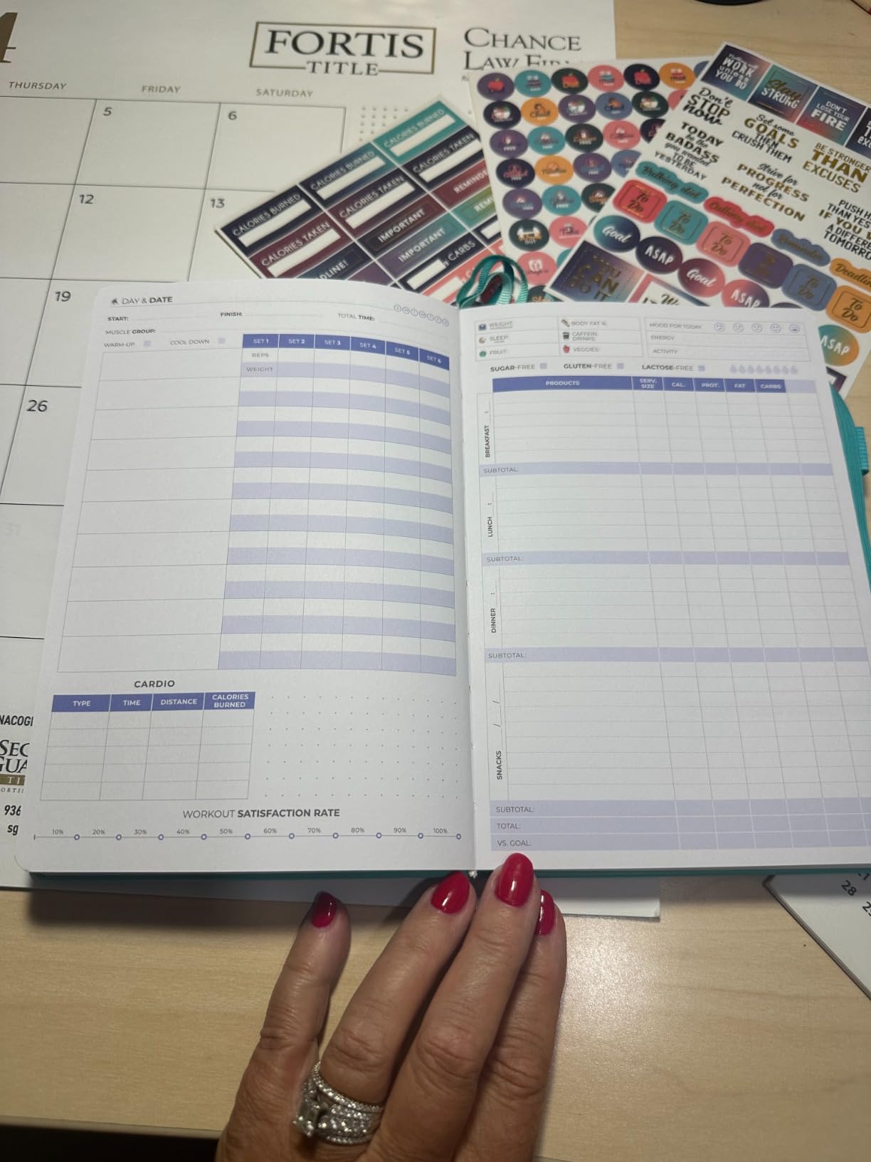 Clever Fox Fitness & Food Journal - Nutrition & Workout Planner for Women & Men - Diet & Gym Exercise Log Book with Calendars, Diet & Training Trackers - Undated, A5 Size, Hardcover (Light Blue) customer photo 1