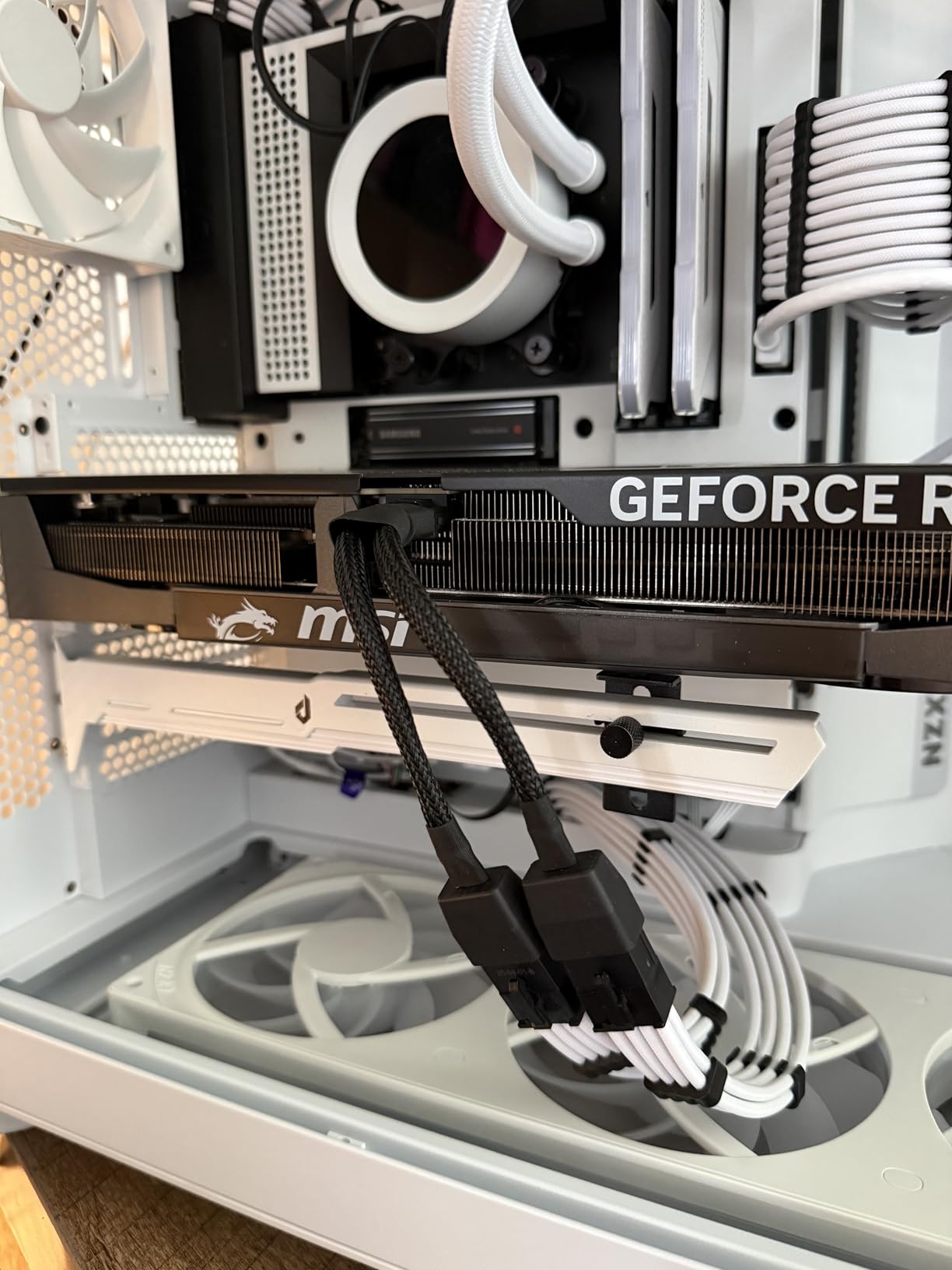 upHere Black&White Graphics Card GPU Brace Support Video Card Sag Holder/Holster Bracket,Adjustable Length and Height Support,G27654 customer photo 2