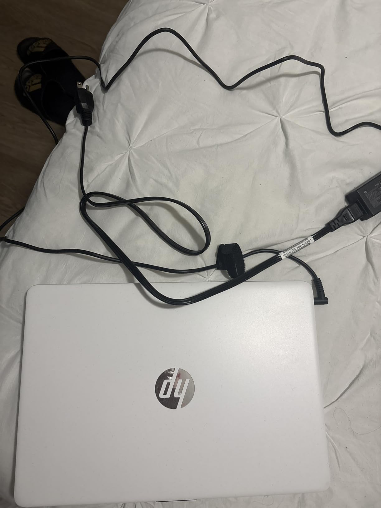 HP 14 Laptop, Intel Celeron N4020, 4 GB RAM, 64 GB Storage, 14-inch Micro-edge HD Display, Windows 11 Home, Thin & Portable, 4K Graphics customer photo 2