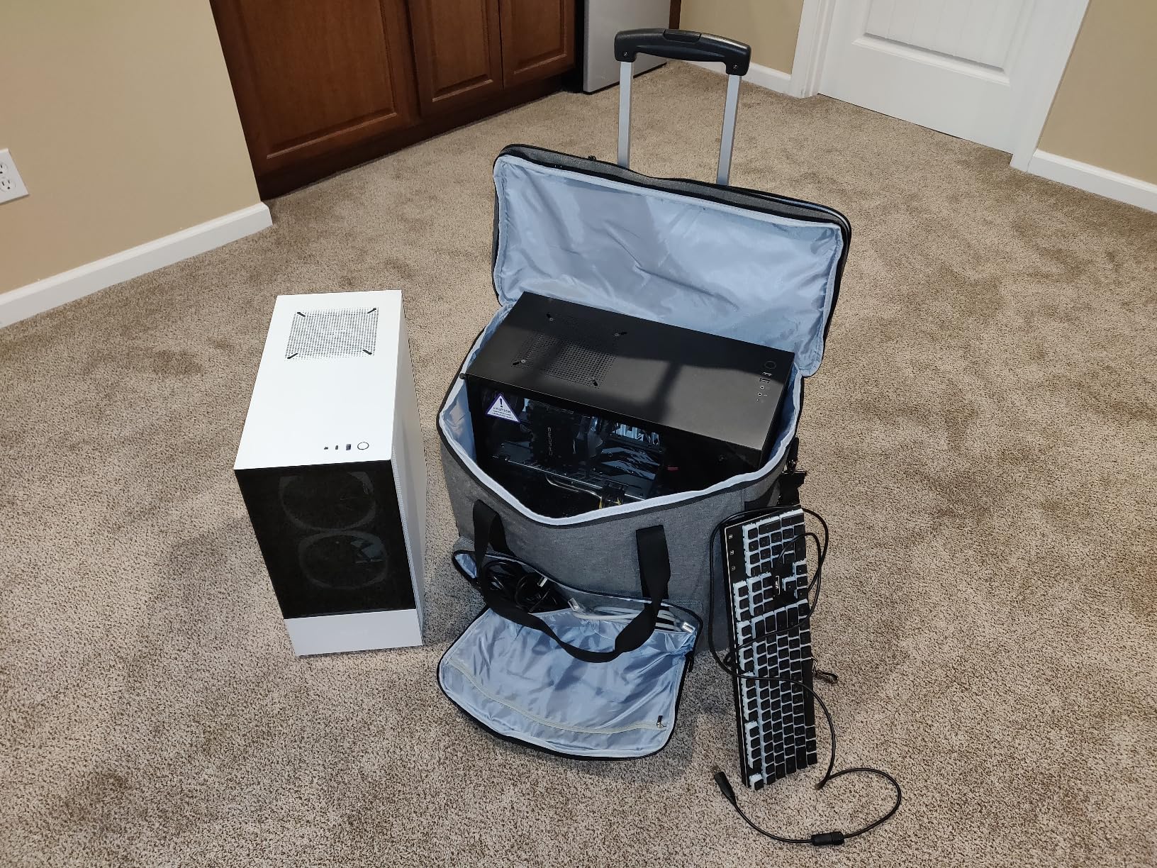 CURMIO PC Carrying Case on Wheels, Desktop Travel Bag with Detachable Trolley for PC Tower, Keyboard and Mouse, Gray (Bag Only, Patented Design) customer photo 1