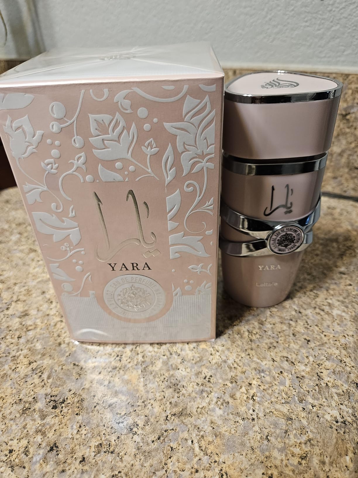 Lattafa Yara - Vanilla, Gourmand, Fruity, Floral - Eau de Parfum Long-Lasting Fragrance for Women, 3.40 Ounce / 100 ml customer photo 1