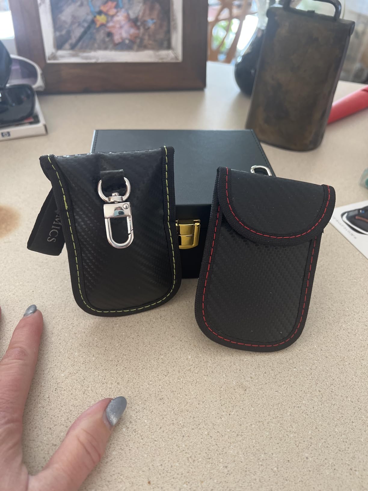 Faraday Box & 2 Pack Faraday Bag for Key Fob Protector, Faraday Cage Key Fob Signal Blocker Faraday Key Fob Protector Faraday Pouch RFID Box for Car Keys customer photo 1