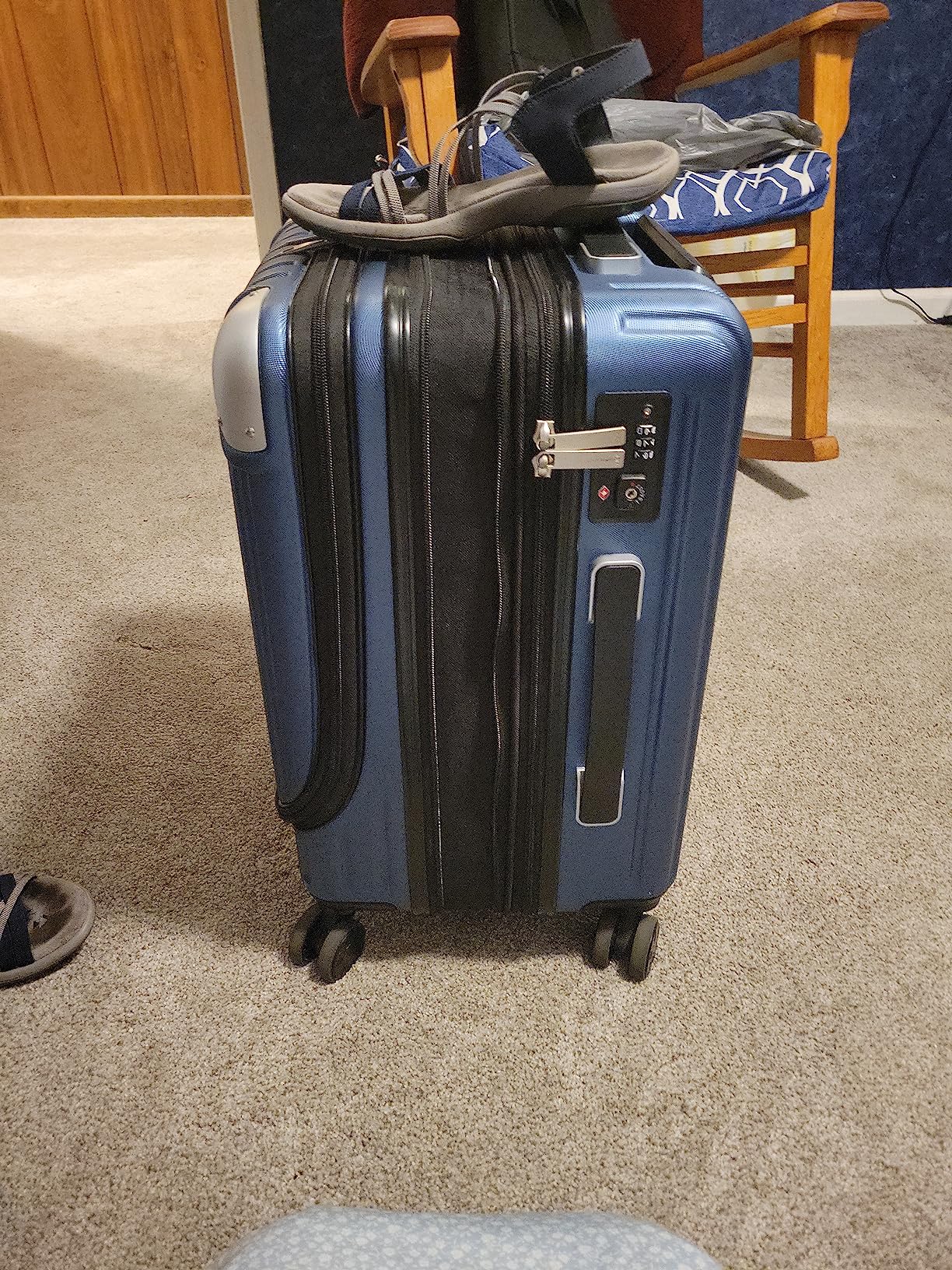 Grace Luggage Sets Hardshell Suitcase with Wheels, Sturdy Large Suitcase Tsa Lock 20 Inch Expandable Carry on 24 Inch 28 Inch Checked Luggage, 3-Piece Set (20/24/28), Black customer photo 1