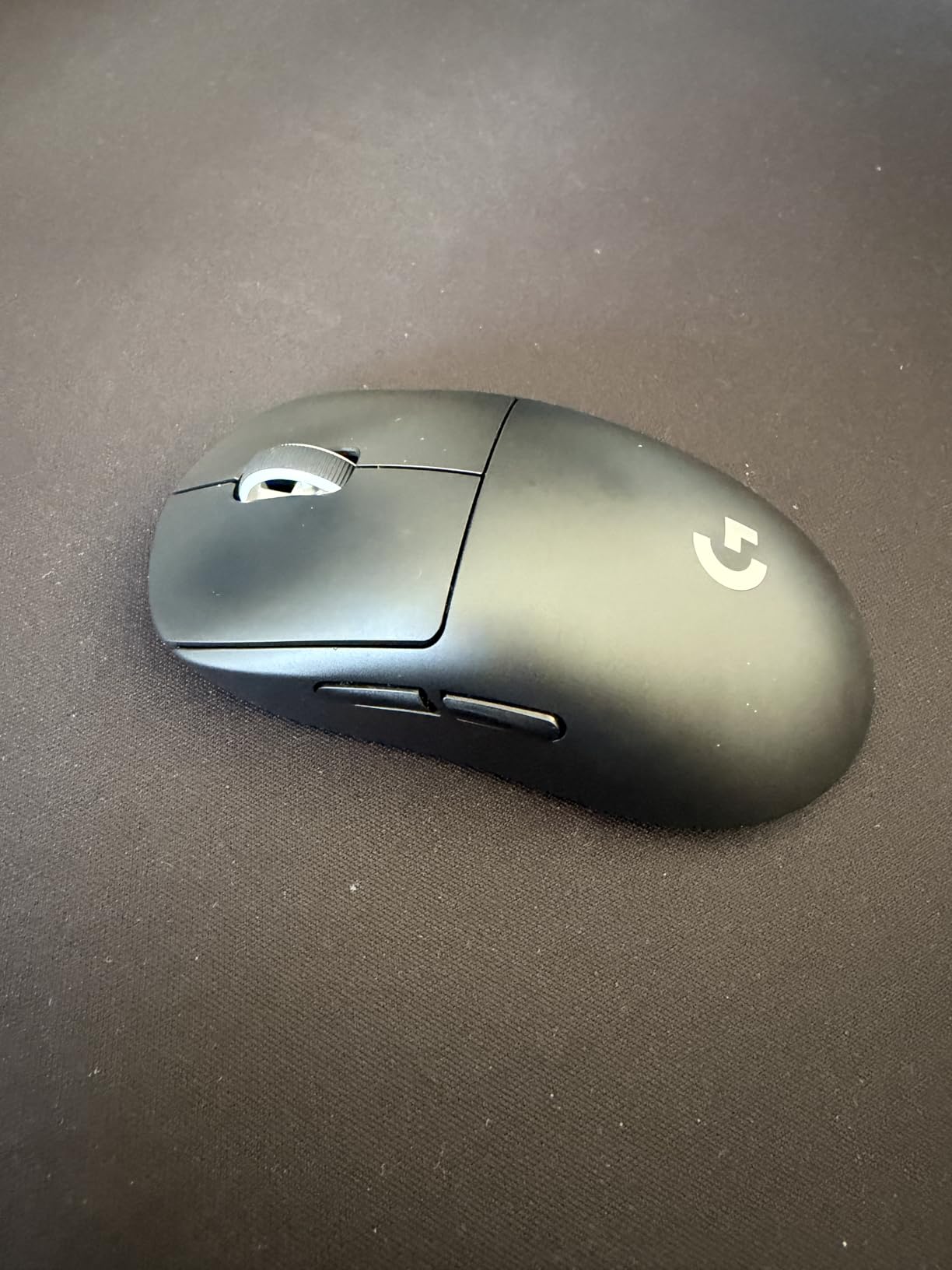 PRO X Superlight 2 Wireless Gaming Mouse, 60g Pro-Grade with 5 Programmable Buttons, 44k DPI Sensor, 8kHz Report Rate, USB-C Charging for PC/Mac - Black customer photo 1