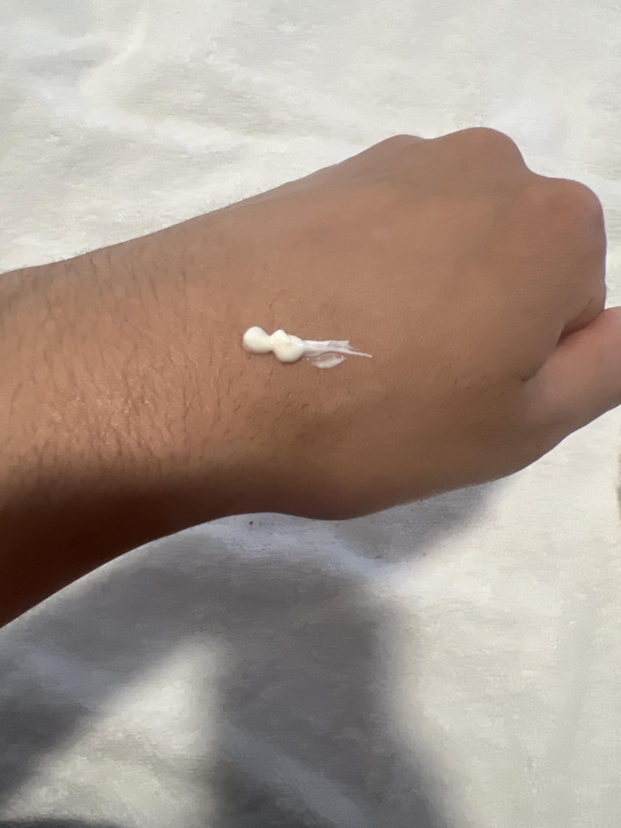 La Roche-Posay Anthelios UV Correct Sunscreen Moisturizer SPF 70 - Daily Anti-Aging with Niacinamide customer photo 1