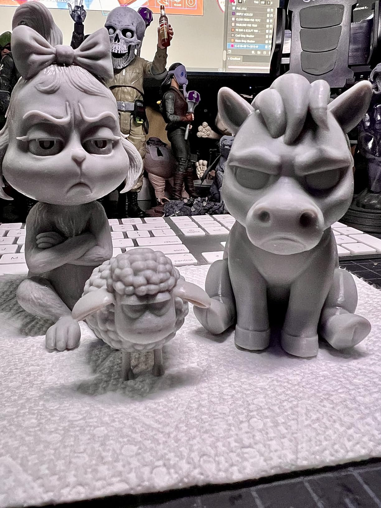 SUNLU 3D Printer Resin, 1kg Fast Curing Standard 3D Resin for LCD DLP SLA Resin 3D Printers, 395-405nm UV Light Curing 3D Printing Liquid Photopolymer Resin, Low Shrinkage, High Precision, 1000g, Grey customer photo 2