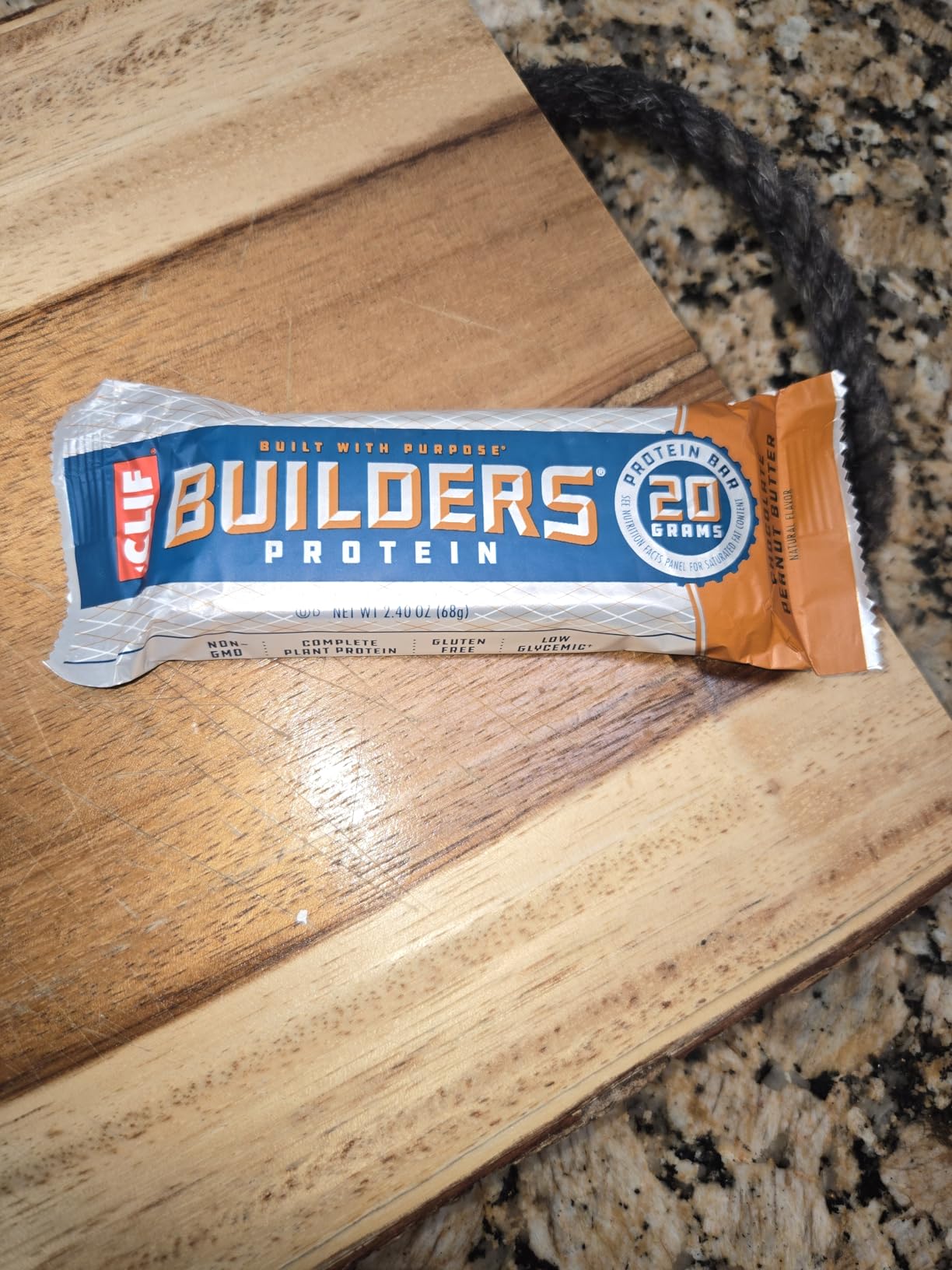 CLIF BUILDERS Protein Bars - Chocolate Peanut Butter Flavor - 20g Plant Based Protein - Gluten Free - Non-GMO - Low Glycemic - No Artificial Sweeteners - Value Pack, 2.4 oz. (12 Count) customer photo 1