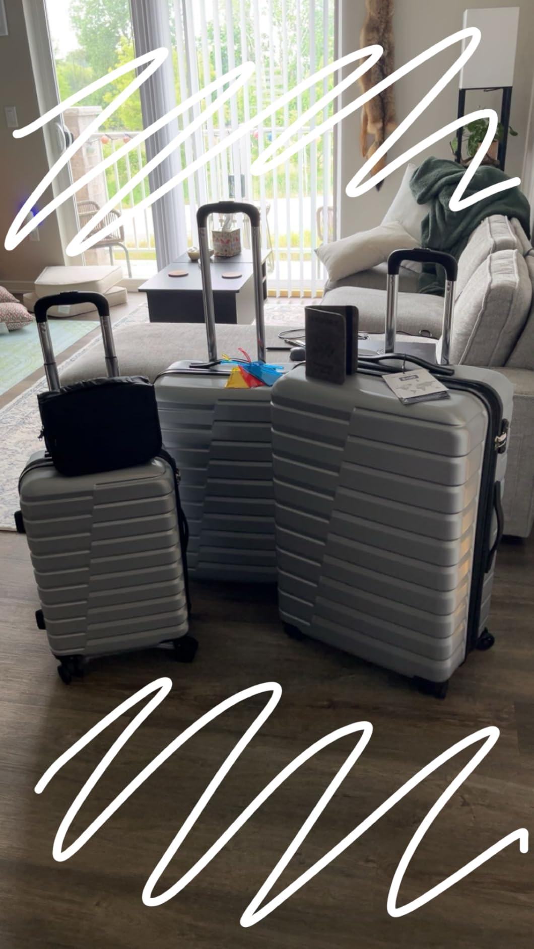 Luggage Sets, 3 Piece Hard Shell Suitcase Set with Spinner Wheels, Expandable Large Checked Luggage, Lightweight Rolling Carry On with TSA Lock Blue customer photo 1