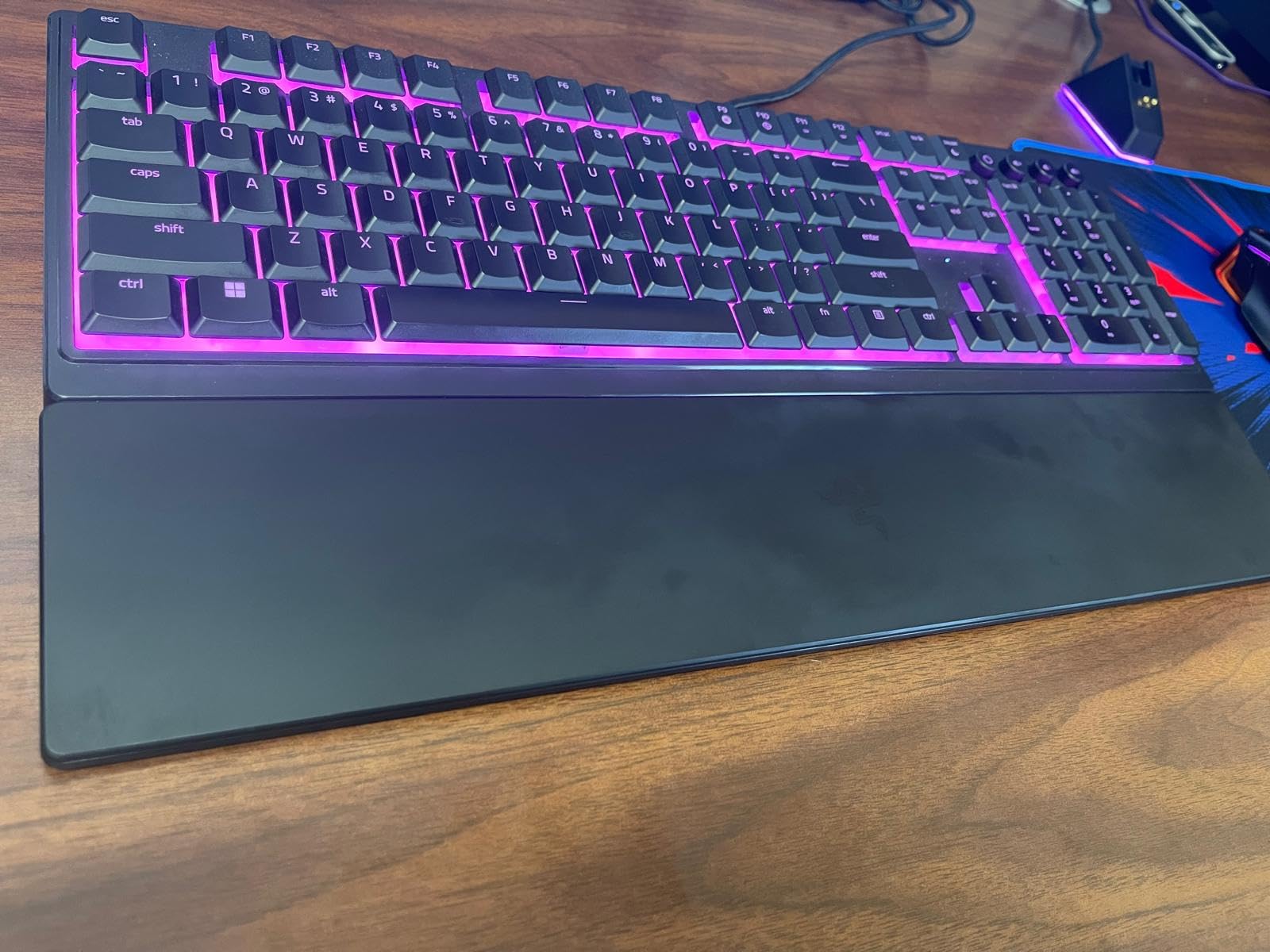 Razer Ornata V3 Gaming Keyboard: Low Profile Keys - Mecha Membrane Switches - UV Coated Keycaps - Backlit Media Keys - 10 Zone RGB Lighting - Spill Resistant - Magnetic Wrist Wrest - Snap Tap customer photo 2