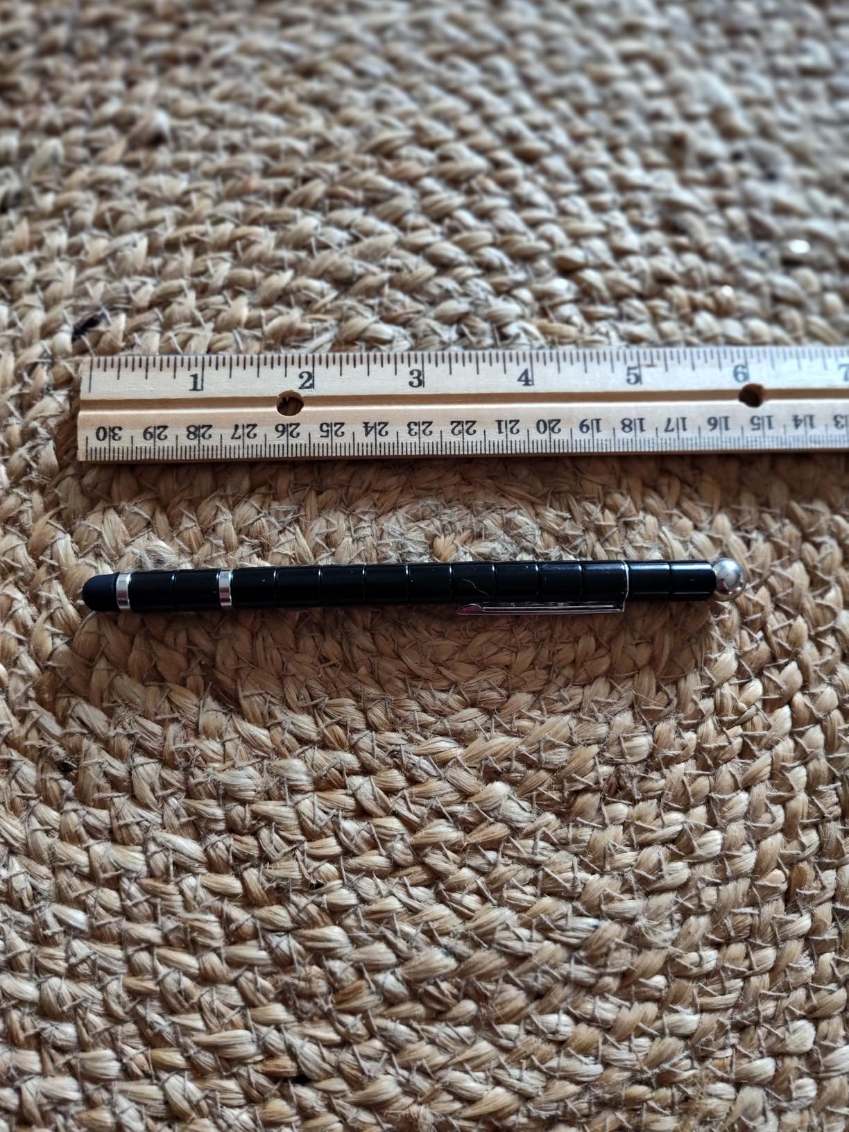 LARAH Black Fidget Pen Toy, Sensory Tool EDC Fidgeting Game for Adults, Cool Gadget Best for Stress and Anxiety Relief and Kill Time,Novelty Gifts for Teen and Adults customer photo 1