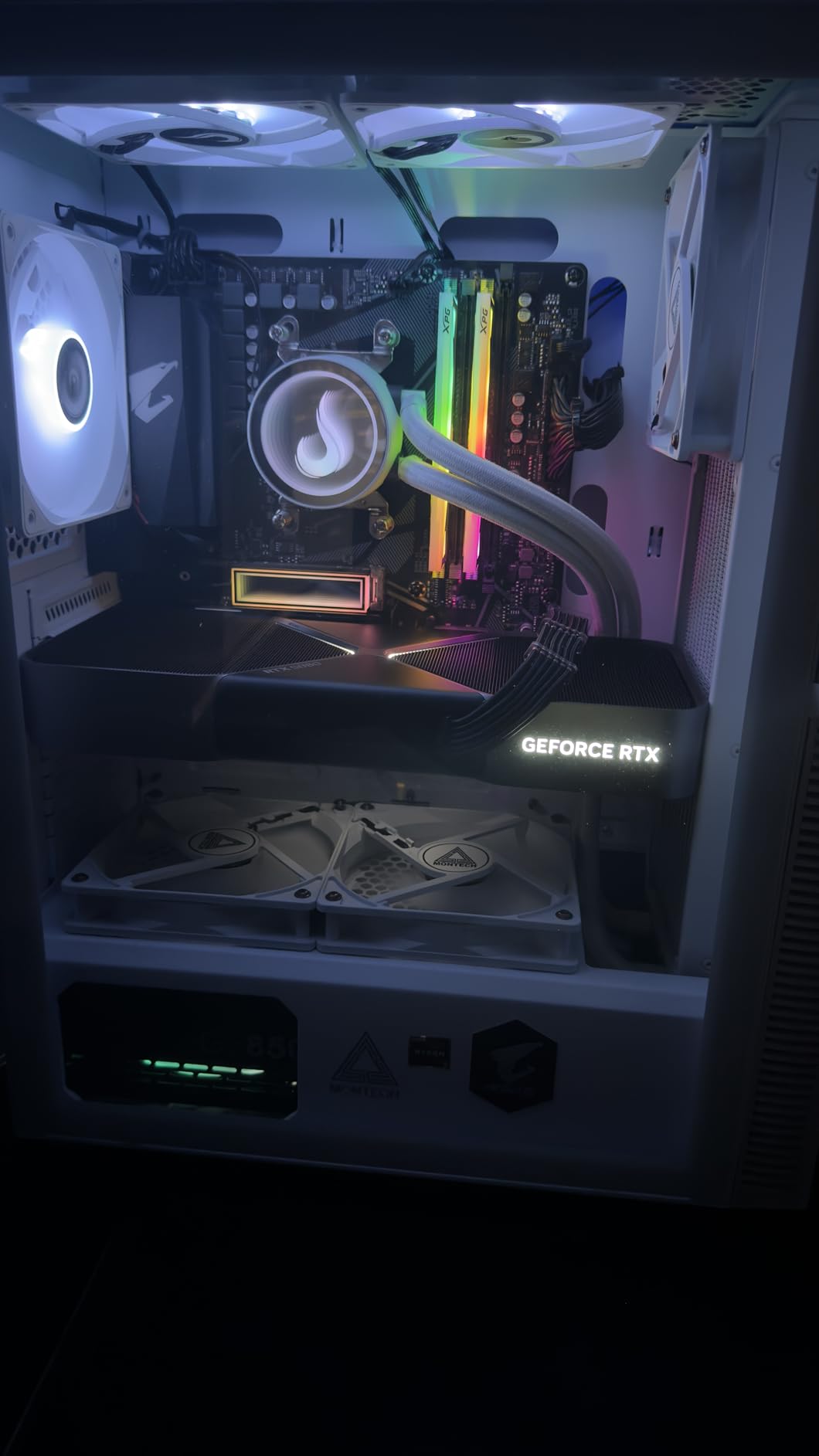 Fasgear PCIe 5.1 16Pin GPU Power Cable - 70cm 12V-2x6 PSU Sleeved Cable 600W Male to Male 12VHPWR for Geforce RTX 5090 5080 5070ti 3090Ti 4070 Ti 4080 4090 5070 to ATX 3.1 Modular PSU (Black) customer photo 1