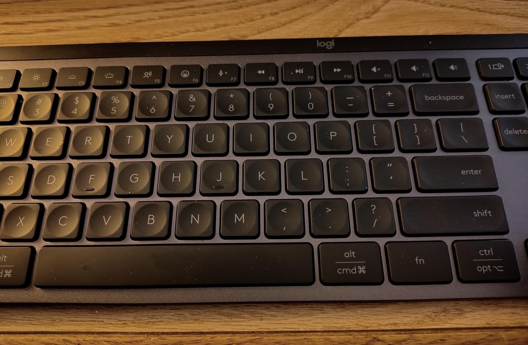 Logitech MX Keys S Wireless Keyboard, Low Profile, Fluid Precise Quiet Typing, Programmable Keys, Backlighting, Bluetooth, USB C Rechargeable, for Windows PC, Linux, Chrome, Mac - Graphite customer photo 2