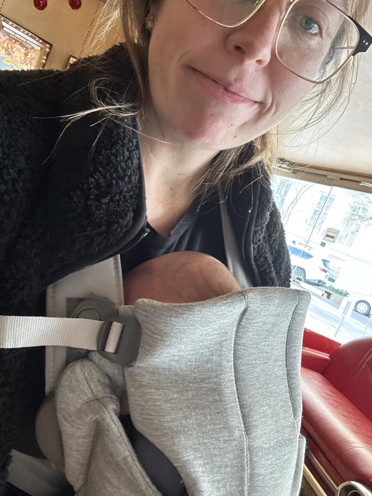 BabyBjörn Baby Carrier Mini, 3D Jersey, Light Beige | Newborn Carrier (7-25 lbs), Ergonomic, Easy-to-Use customer photo 2