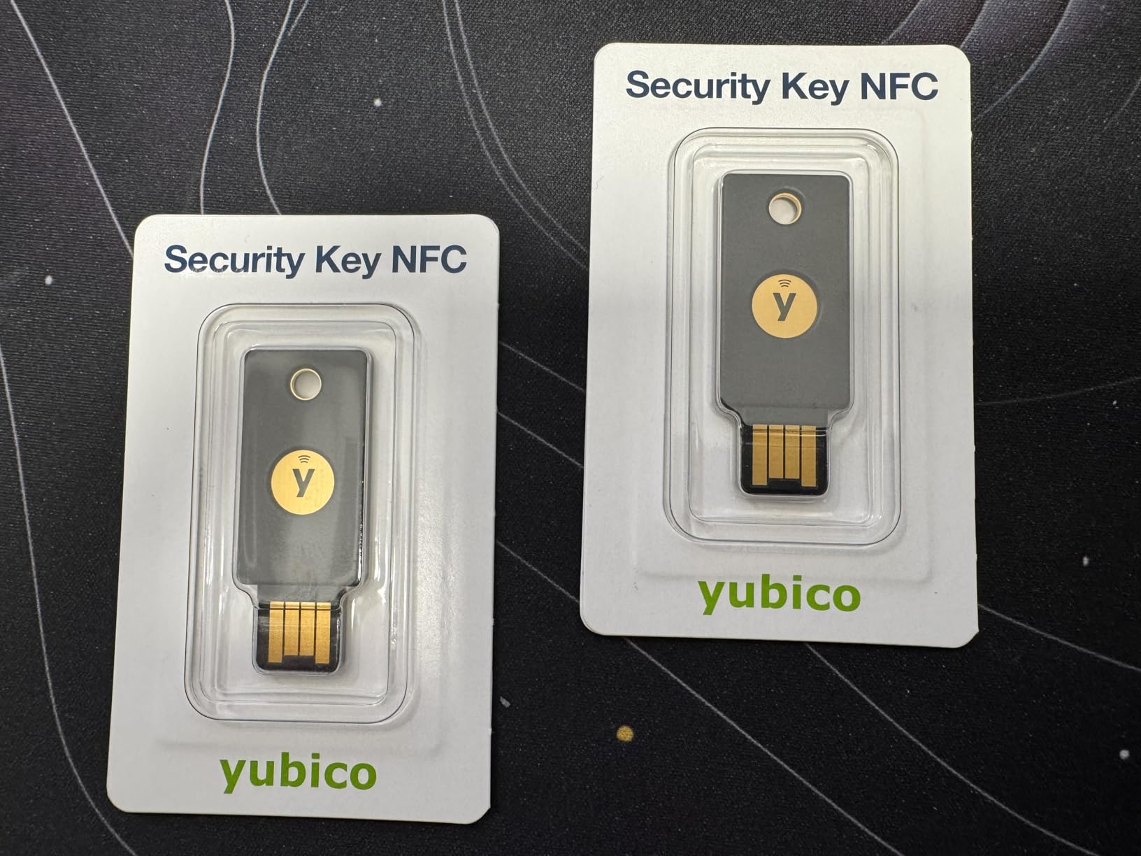 Security Key NFC - Basic Compatibility - Multi-factor authentication (MFA) Security Key, Connect via USB-A or NFC, FIDO Certified customer photo 2