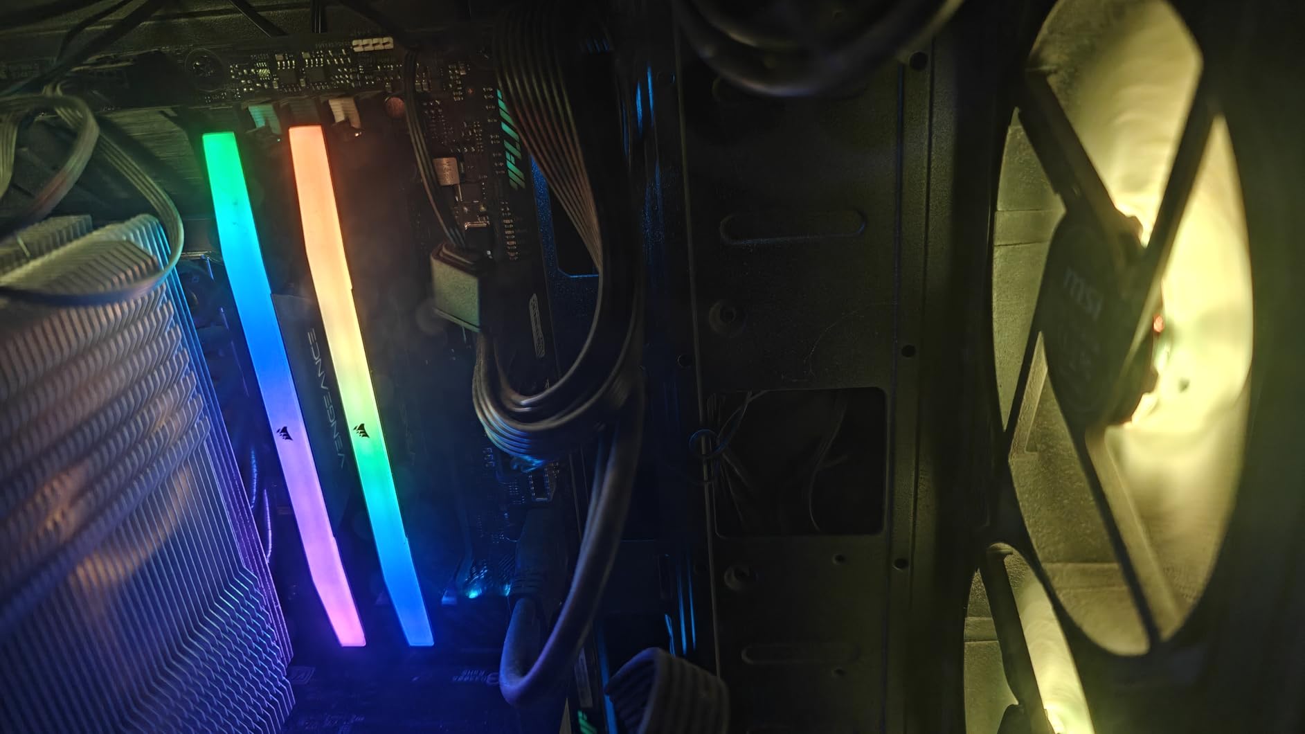 CORSAIR Vengence RGB DDR5 RAM 32GB (2x16GB) 6000MHz CL36-44-44-96 1.35V Intel XMP 3.0 Computer Memory - Black (CMH32GX5M2E6000C36) customer photo 2