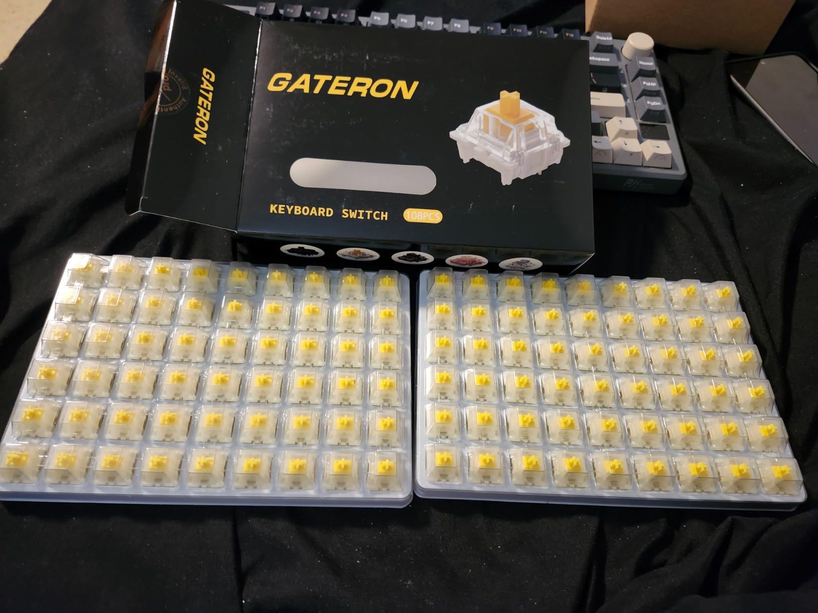 Gateron Milky Yellow Pro V2 Pre-lubed 5-Pin 50gf Linear Switches for All MX Mechanical Keyboard Game Keyboard(72PCS) customer photo 2
