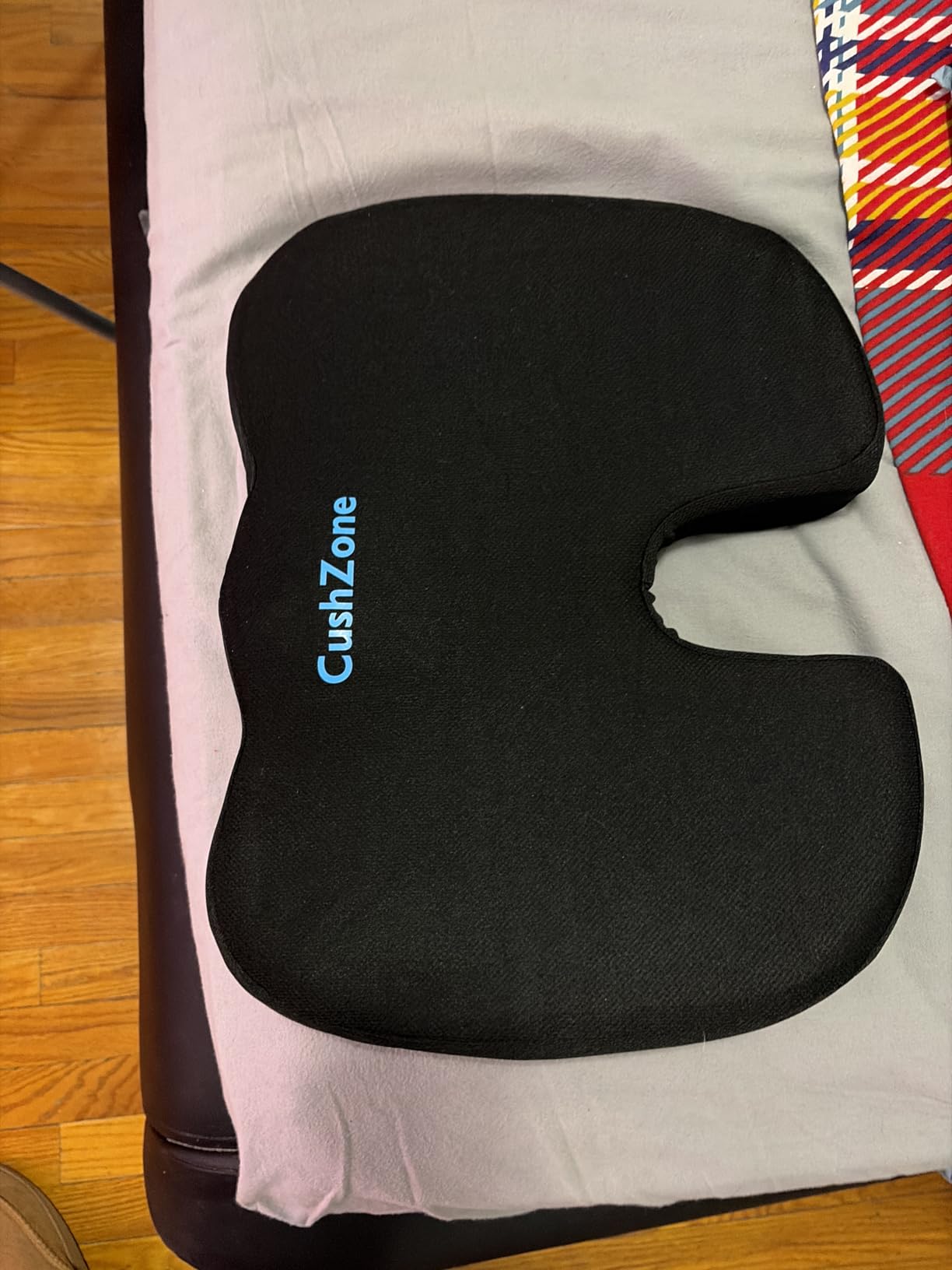 Office Chair Seat Cushion, Cooling Gel Enhanced Memory Foam Cushion for Long Sitting - Back, Sciatica, Coccyx, Tailbone Pain Relief Pillow - for Office, Gaming, Car, Wheelchair - Black, X-Large customer photo 1