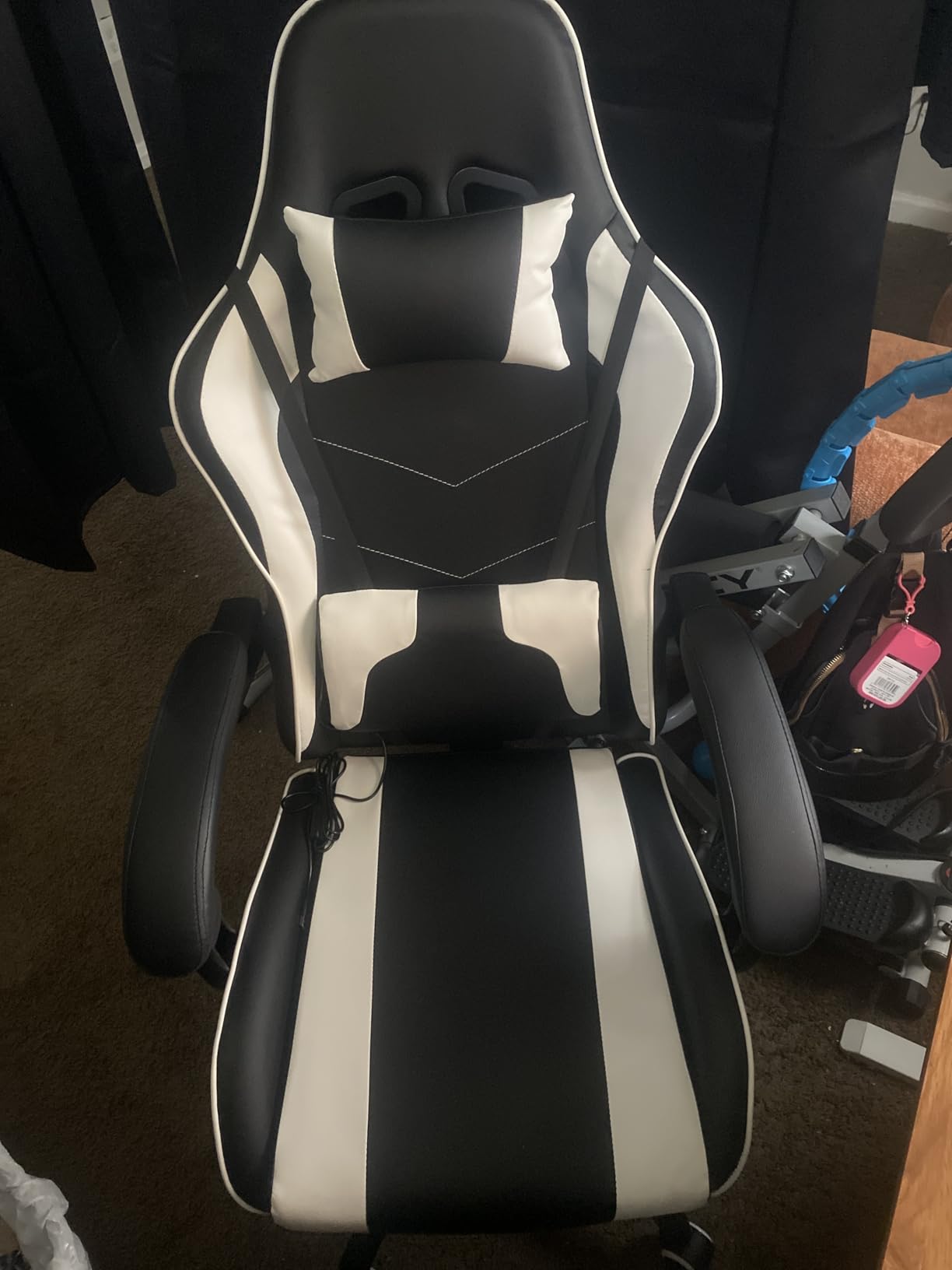 Homall Gaming Chair, Video Game Chair with Footrest and Massage Lumbar Support, Ergonomic Computer Chair Height Adjustable with Swivel Seat and Headrest (White) customer photo 2