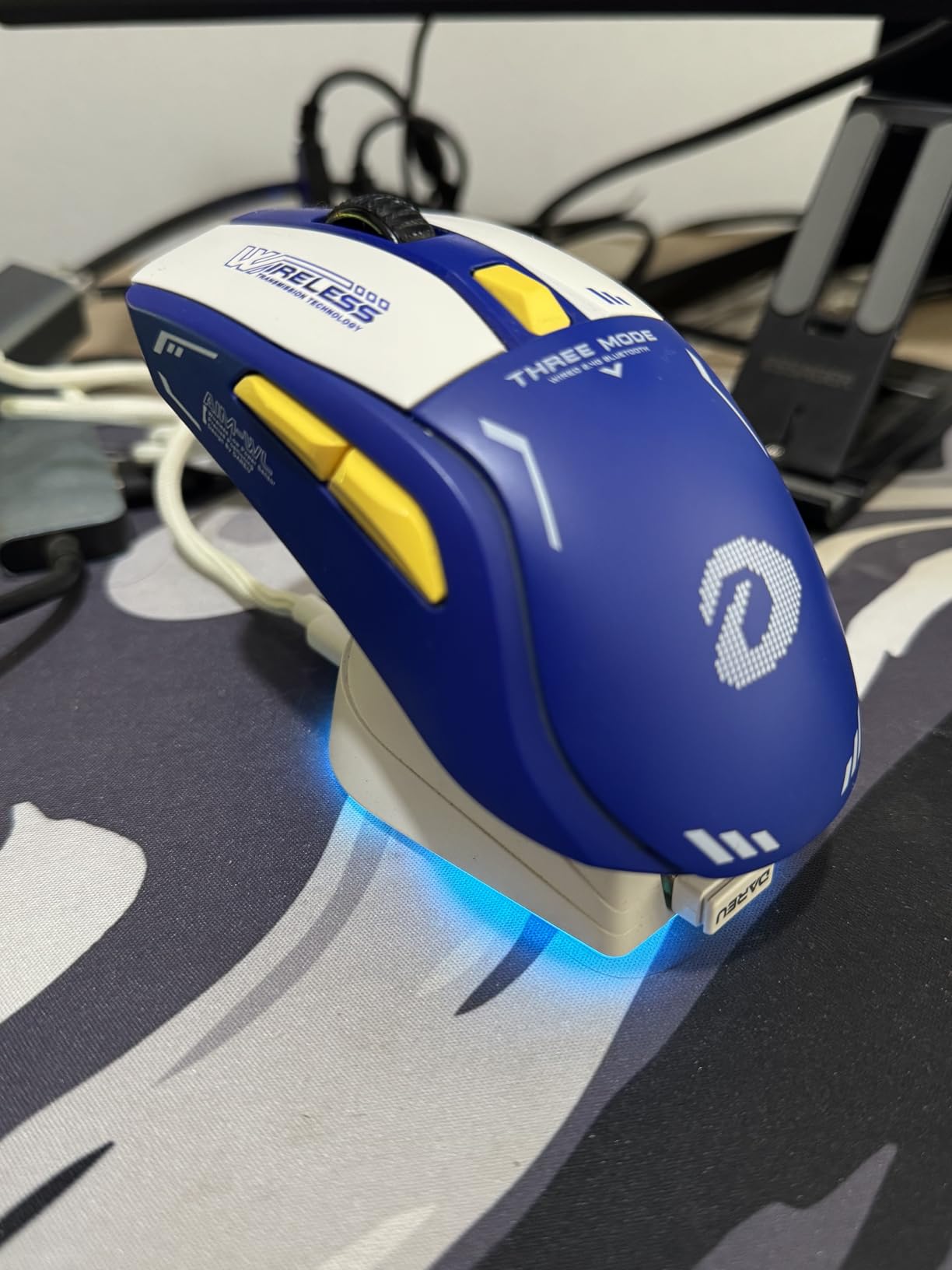 DAREU A950 Wireless Gaming Mouse with RGB Charging Dock,88g Lightweight Programmable Tri-Mode Wireless Mouse Gaming, Up to 12K DPI,1000Hz,120Hrs Playtime with RGB Backlit, Great for PC, Mac customer photo 1
