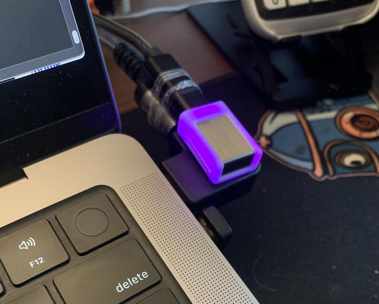 MuteMe Mini - USB A - Illuminated Physical Mute Button for Zoom, Teams & More (As Seen on Shark Tank). Free Windows/Mac Software Required to Use customer photo 2