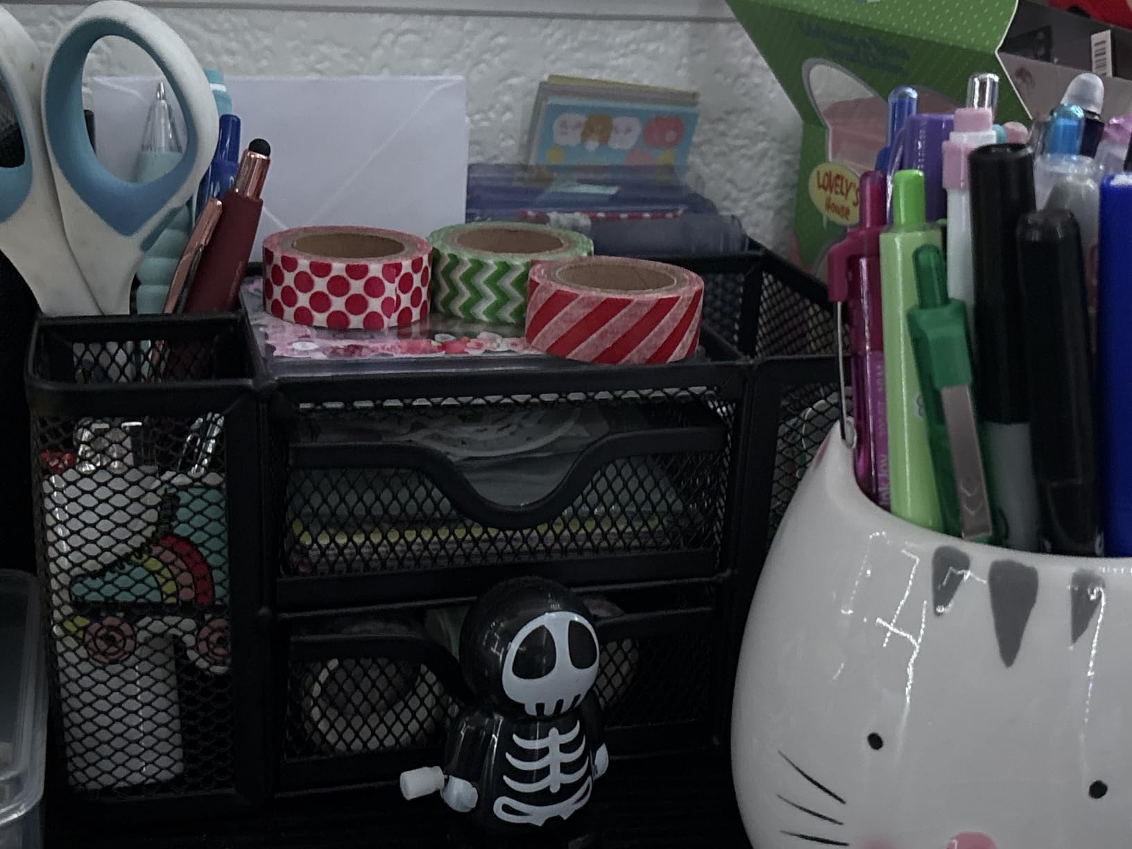 Marbrasse Mesh Desk Organizer, Pen Organizer with 2 Drawer, Multi-Functional Pencil Holder, Desk Organizers and Accessories with 5 Compartments + Drawer for Office Art Supplies customer photo 1