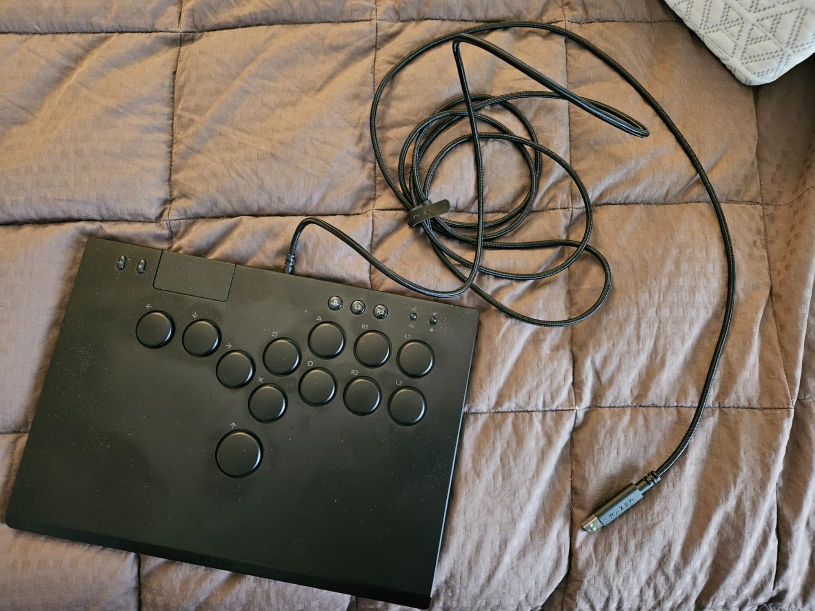 Razer Kitsune All-Button Arcade Controller: For PS5 / PlayStation 5 & PC - Low-Profile Optical Switches - Slim Form Factor - Removable Top Plate - Chroma RGB Lighting - USB Type C - Black customer photo 2