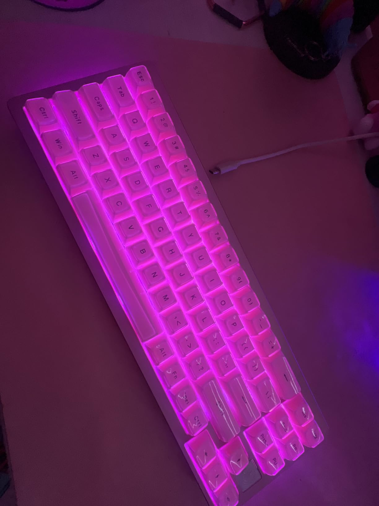 YUNZII AL71 75% Mechanical Keyboard,Full Aluminum CNC,Hot Swappable Gasket,2.4GHz Wireless BT5.0/USB-C Wired,NKRO Programmable RGB Backlight Creamy Typing for Win/Mac(Silver,Crystal White Switch) customer photo 2
