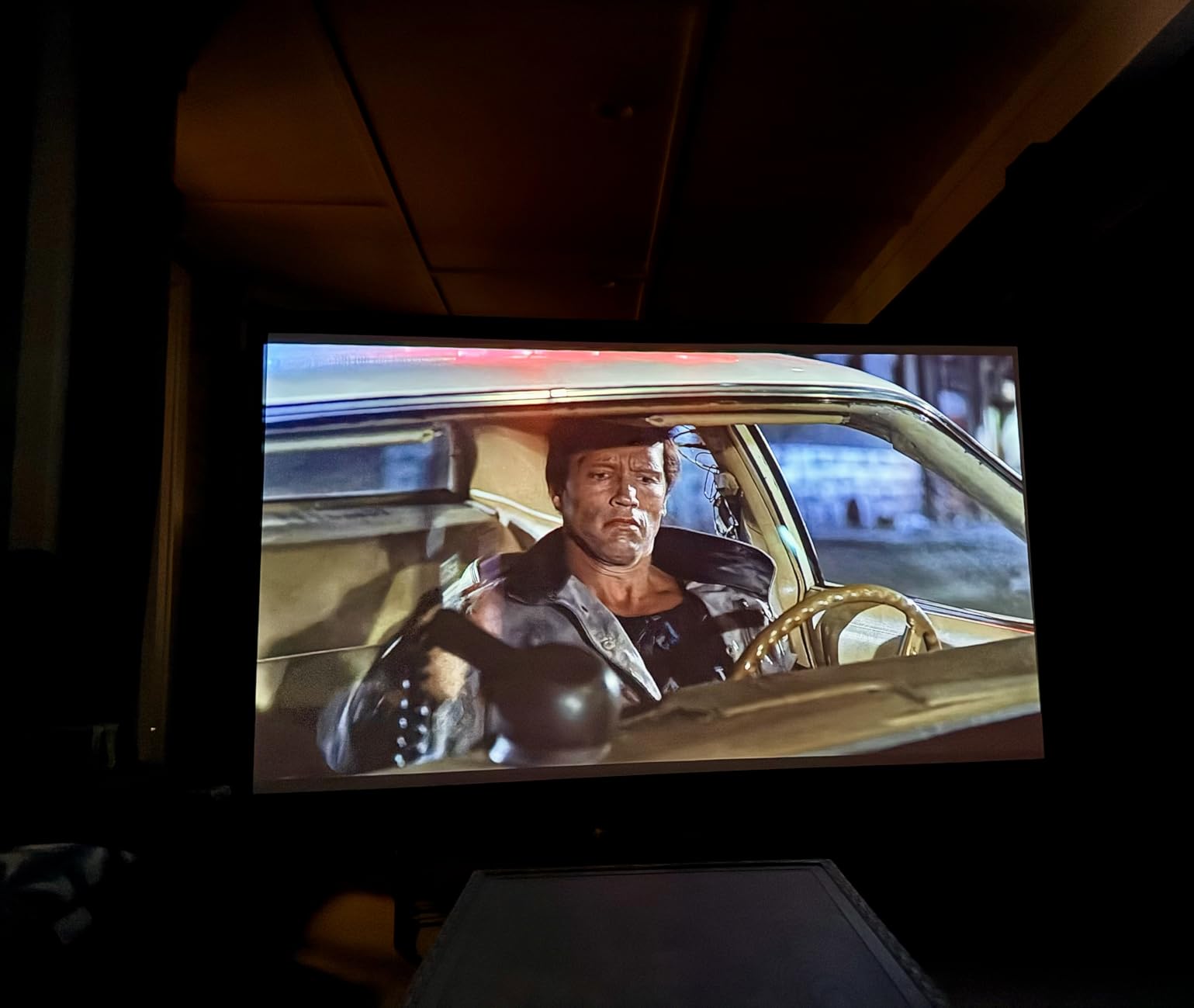 Nebula Mars 3 Air GTV Projector - Netflix Officially Licensed, 400 ANSI-Lumen Brightness, Native 1080P, Dolby Digital Sound, 150-Inch Picture, Built-In Battery for 2.5 Hours customer photo 1
