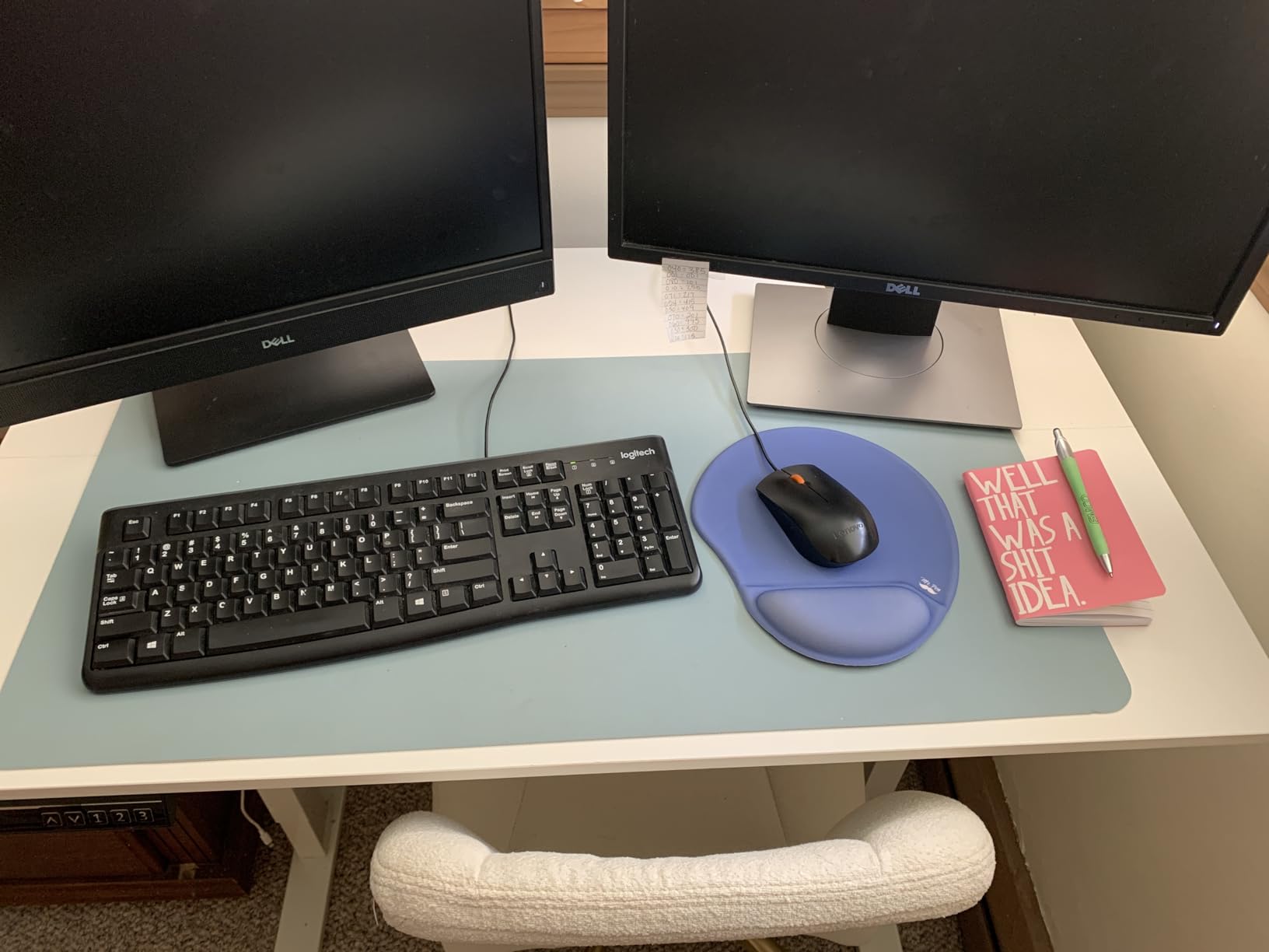 Mr. Pen- Ergonomic Gel Gaming Mouse Pad with Wrist Support customer photo 2