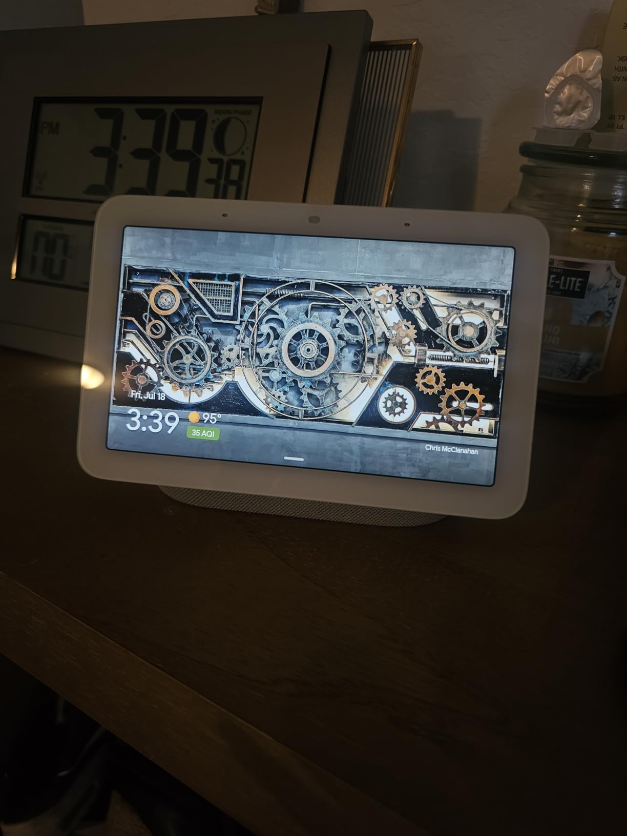 Nest Hub 2nd Generation 7 inch Smart Display with Google Assistant - Charcoal customer photo 2