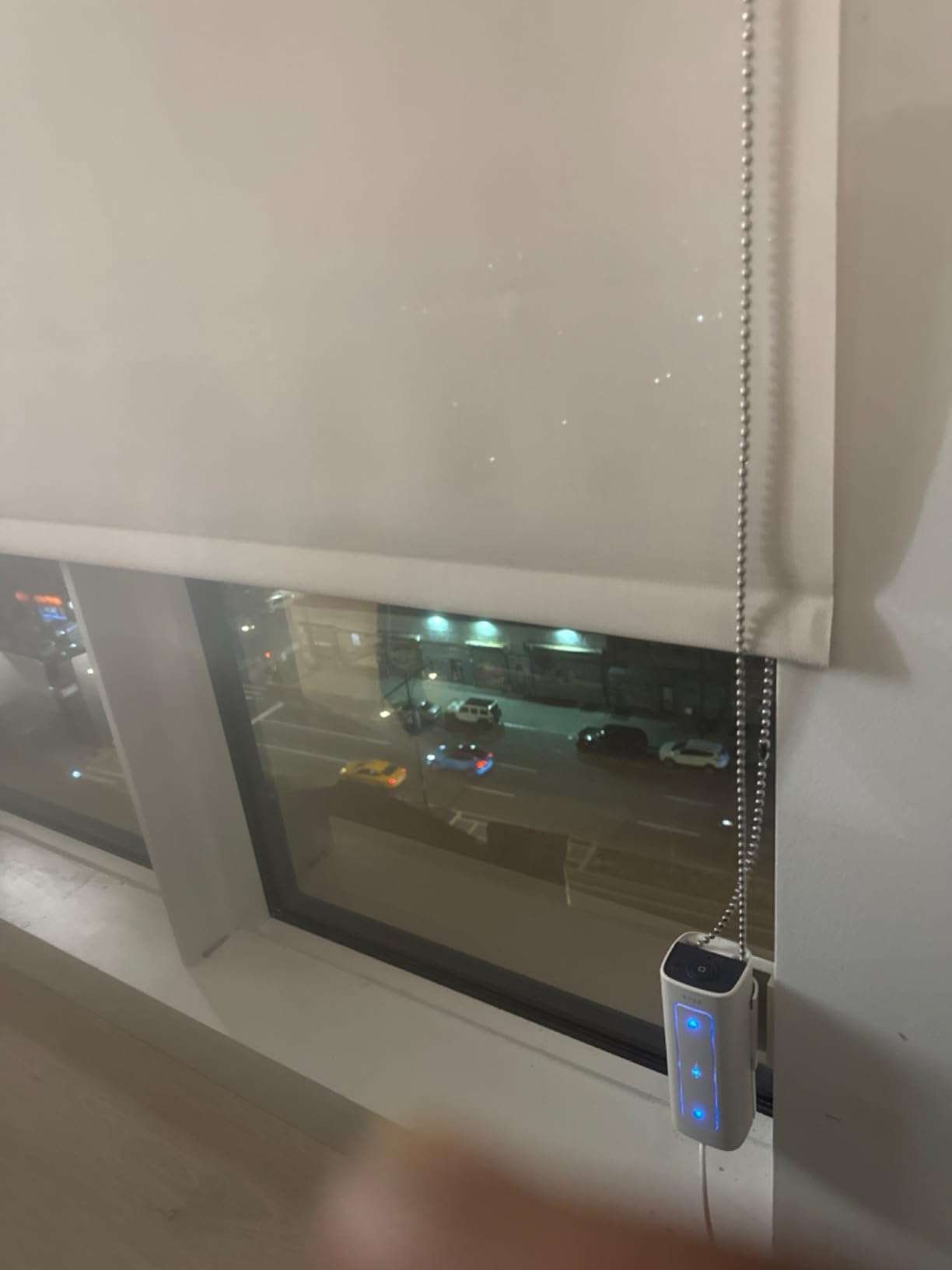 RYSE SmartShade & Wired Plug | Retrofit & Upgrade Existing Beaded Blinds | Convert Normal Shades into Motorized Electric Shades | Easy Control with RYSE Smartphone App | Lifts Blinds up to 9ft x 9ft customer photo 2