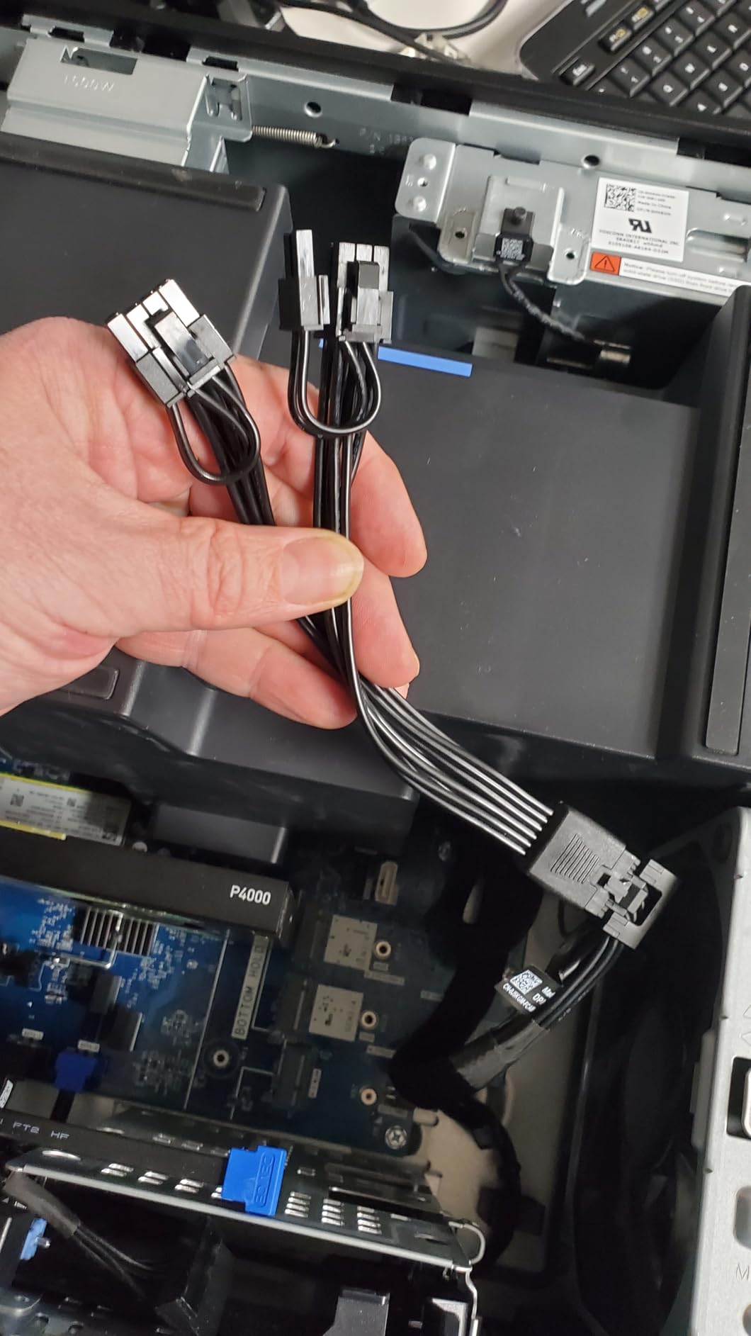 COMeap 12VHPWR Cable Extension, 16 Pin Female to Dual 8 Pin(6+2) Male PCIe Conversion GPU Power Cable for Power Supply with 12+4pin 12VHPWR Port 7 in(18cm) customer photo 2