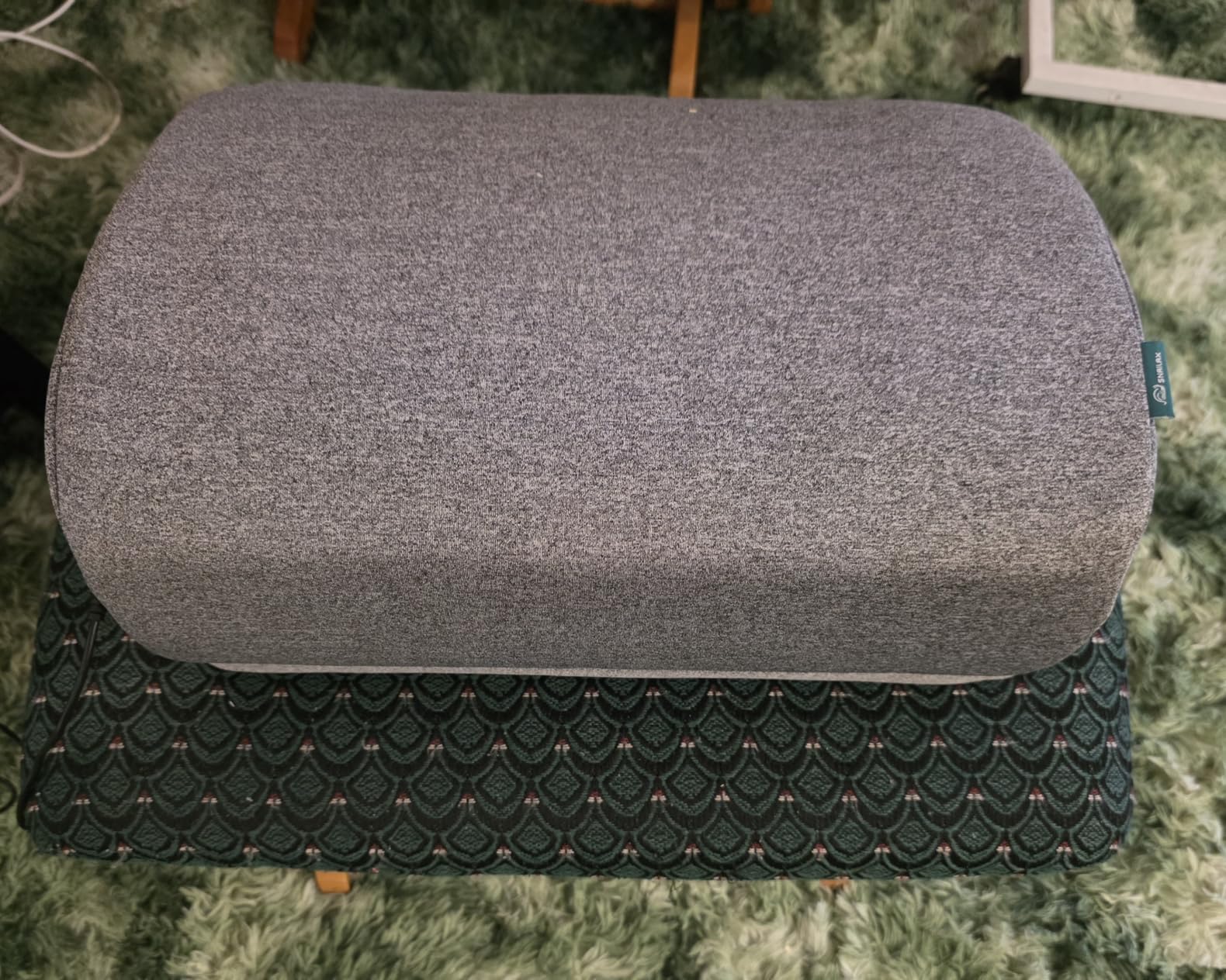 Snailax Heated Foot Rest Under Desk at Work, FSA Eligble Desk Foot Stool with Heat & Vibration Massage, Adjustable Height, 2 Heat Levels Foot Warmer Feet Heater for Office Chair, Gaming Home Use customer photo 2