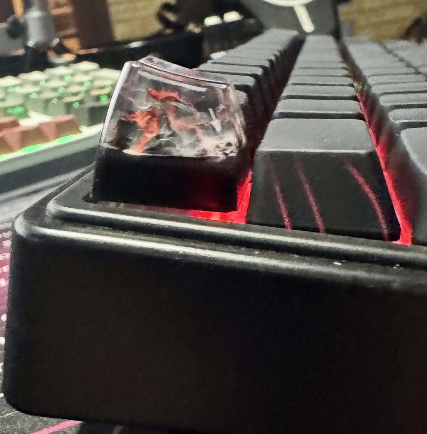 ULTRAEQUIP Artisan Keycap, Mount Fuji Sakura Mountain Custom Keycaps Esc Epoxy Resin Handmade Keycaps 1U Replace Key fit MX Switch for Mechanical Keyboard (Famous Landscape Series - Fuji) customer photo 1