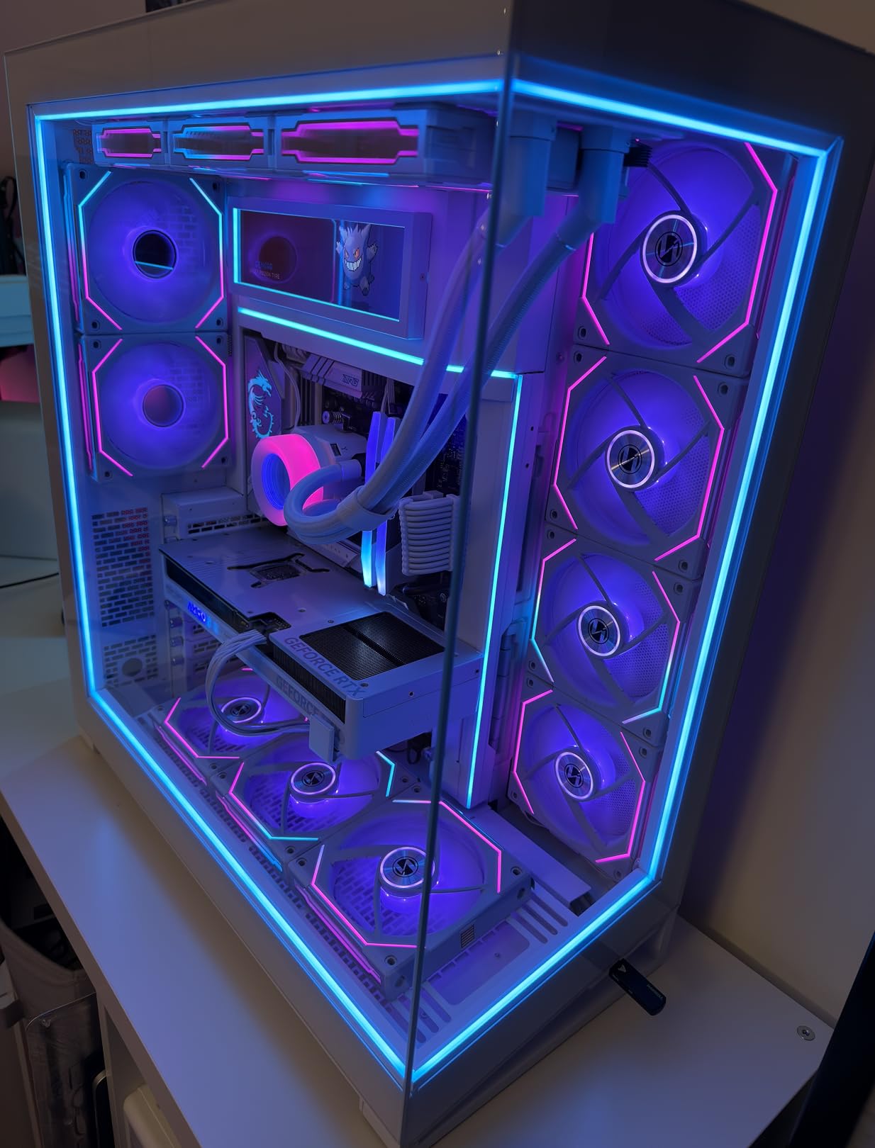 NV7 Premium DRGB Kit, 4X D/A-RGB LED modules for NV7 Outer Frame, 1x D/A-RGB Power hub Included (Black) customer photo 1